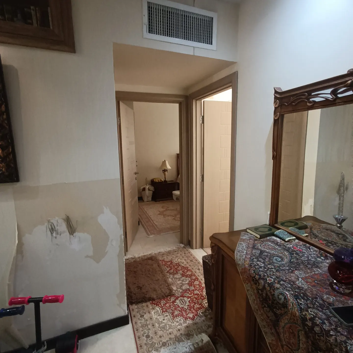 فروش آپارتمان 75 متر شهرک لاله  2 خواب سرایداری مقیم
