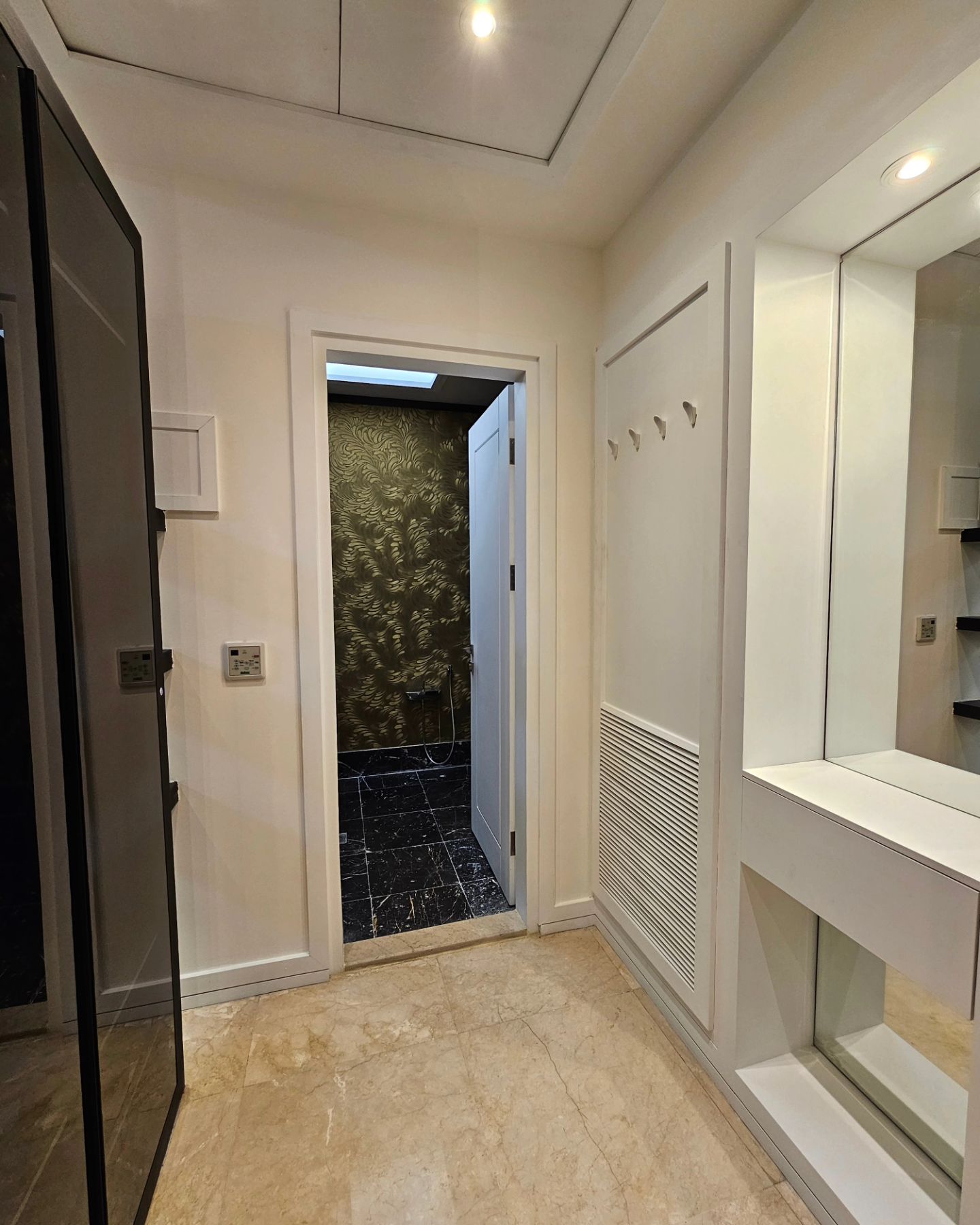 فرمانیه 150متر 3خواب فول امکانات مشاعات آبی فعال