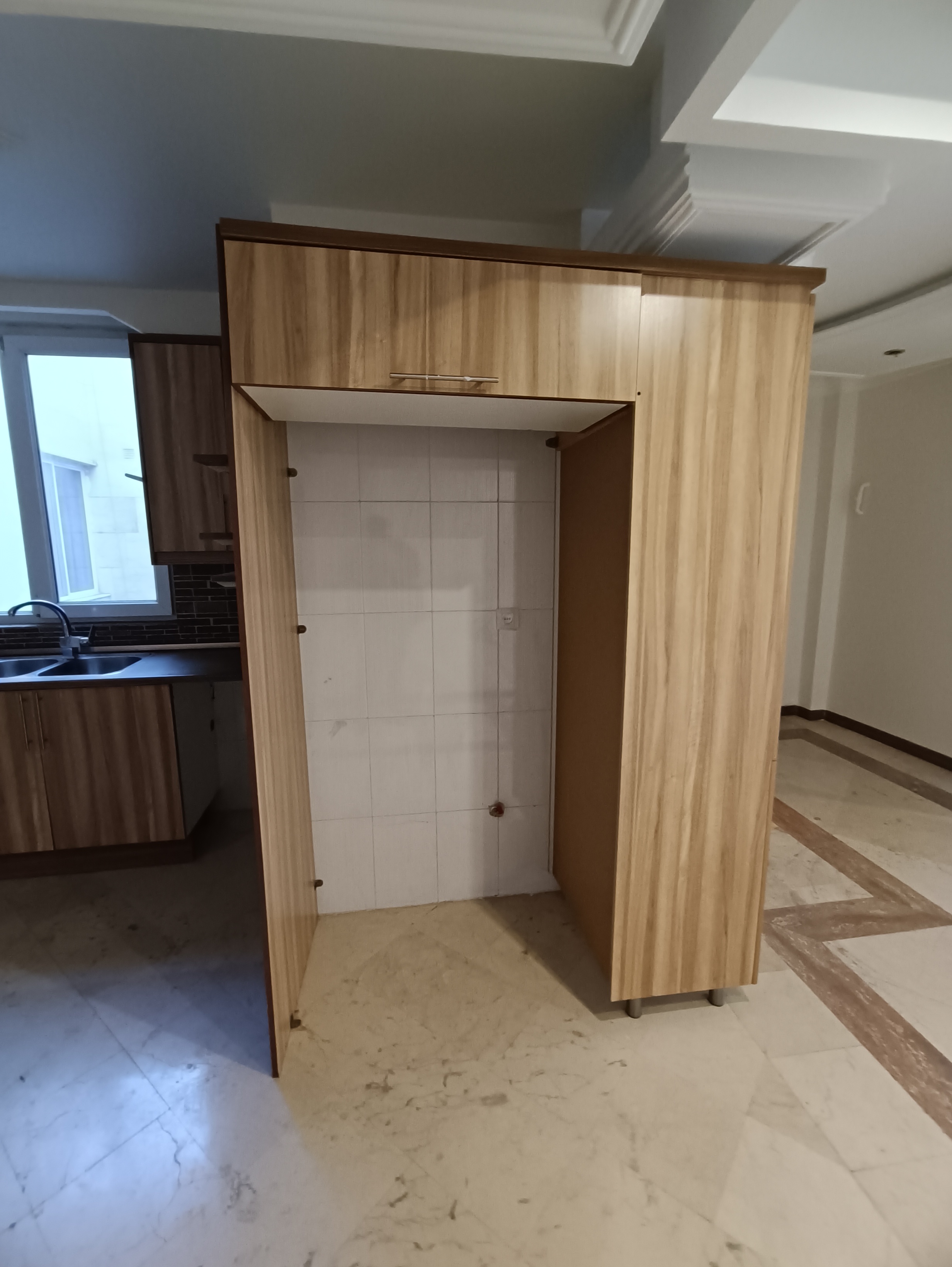 137متر مربع،3خوابه
