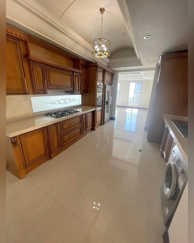 اجاره آپارتمان 200 متر آجودانیه ویو ابدی