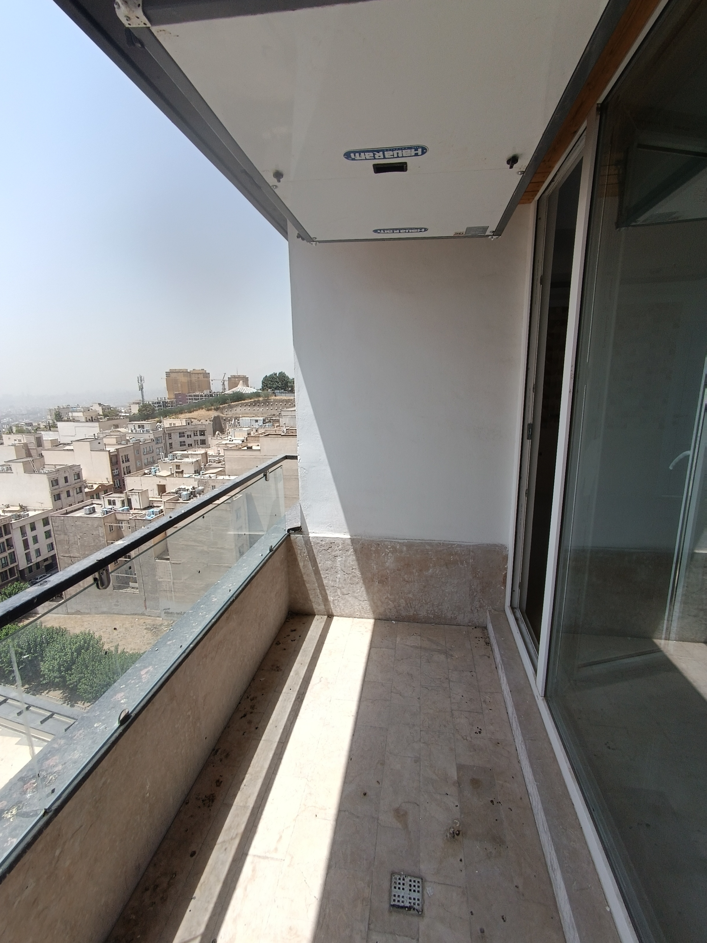 فروش آپارتمان 118 متر 2 خواب نوساز کلید نخورده