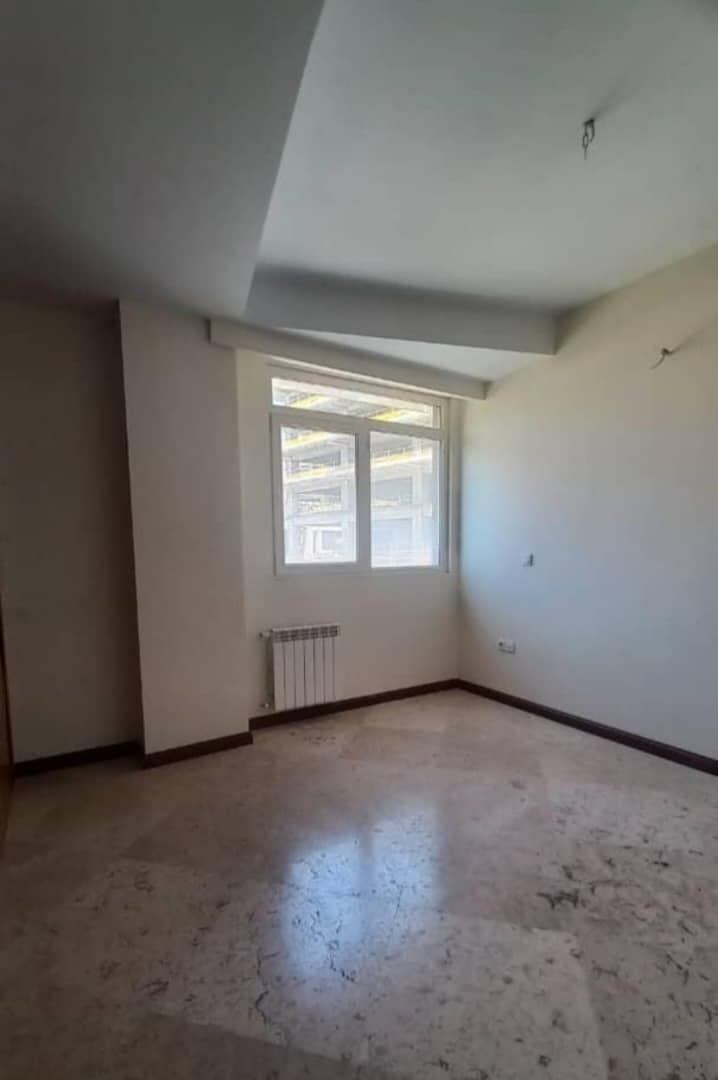 فروش آپارتمان سه خواب موقعیت اداری