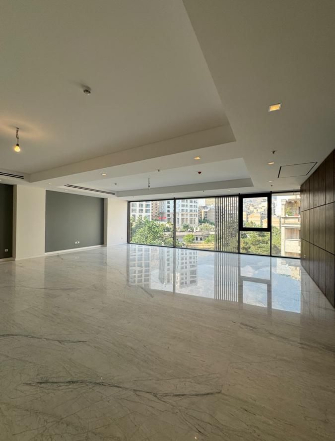 اجاره اپارتمان سه خواب کامرانیه فول امکانات