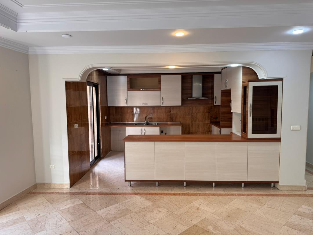 اجاره آپارتمان 140متر هروی فول امکانات