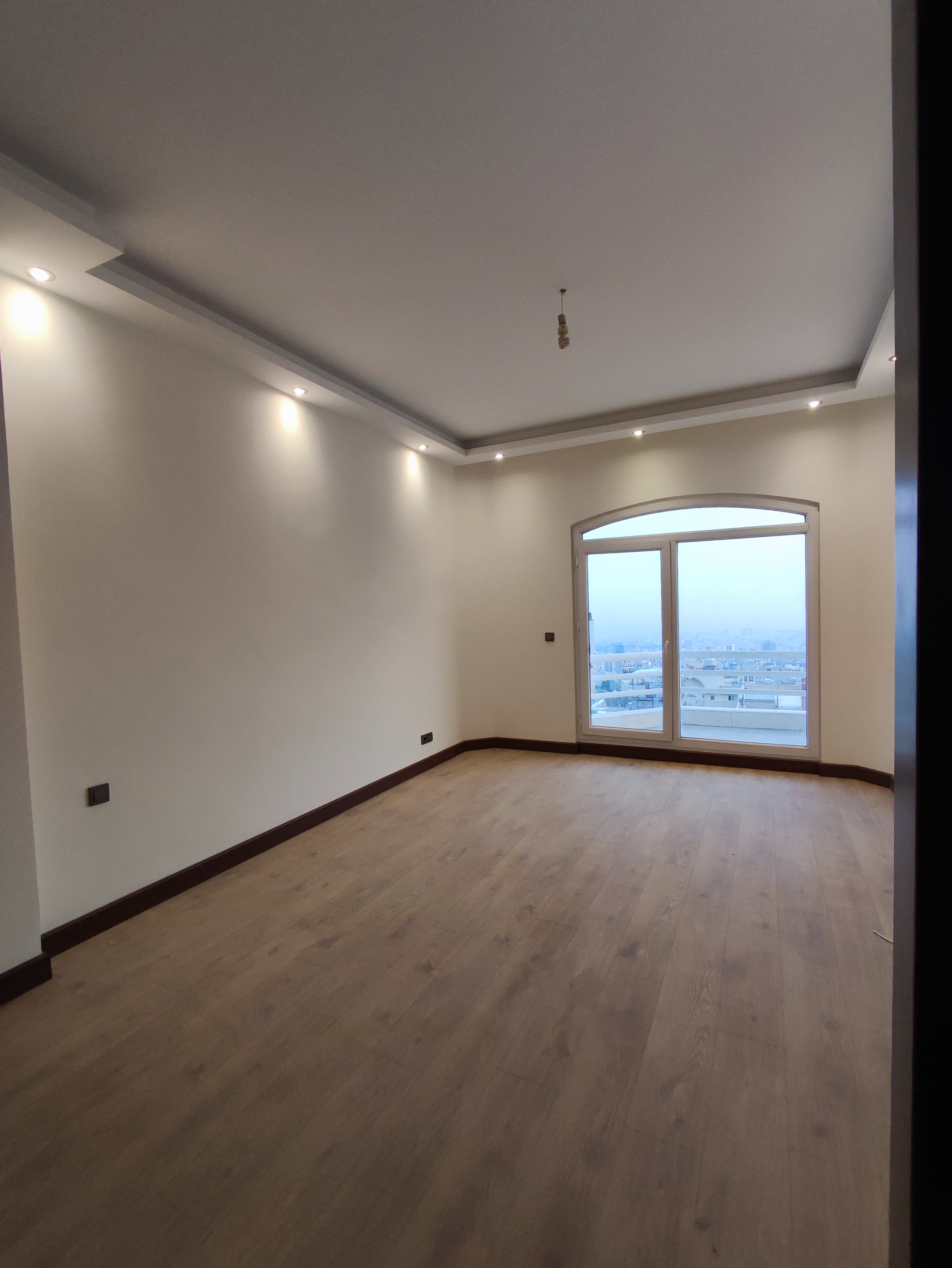 فروش آپارتمان 400 متر نیاوران با ویو ابدی