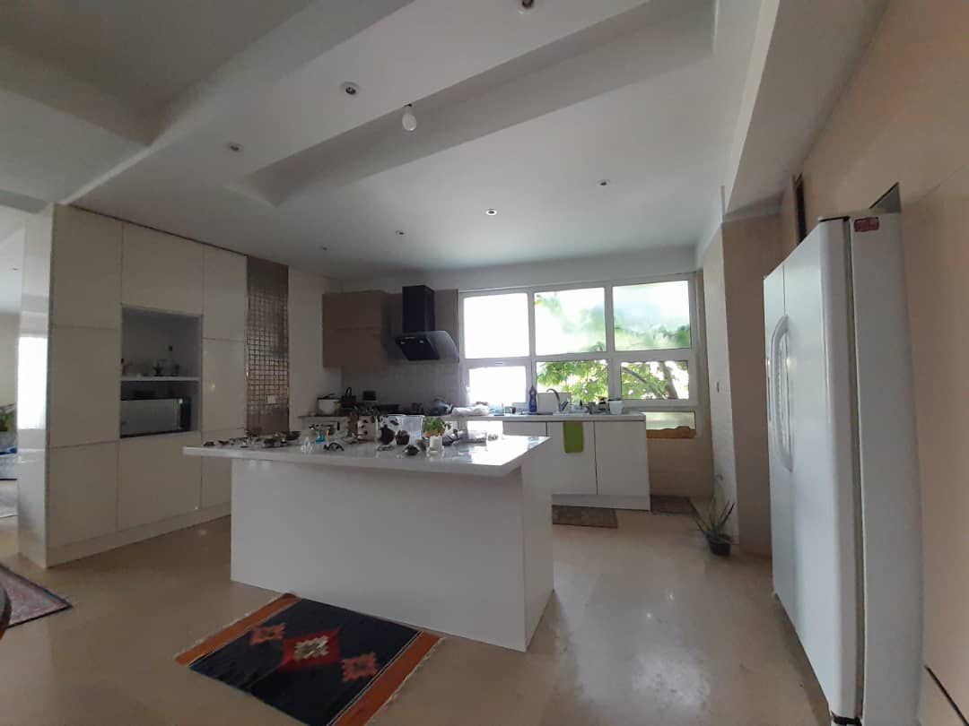 فروش آپارتمان 190 متر نیاوران  بازسازی شده دارای قدرالسهم