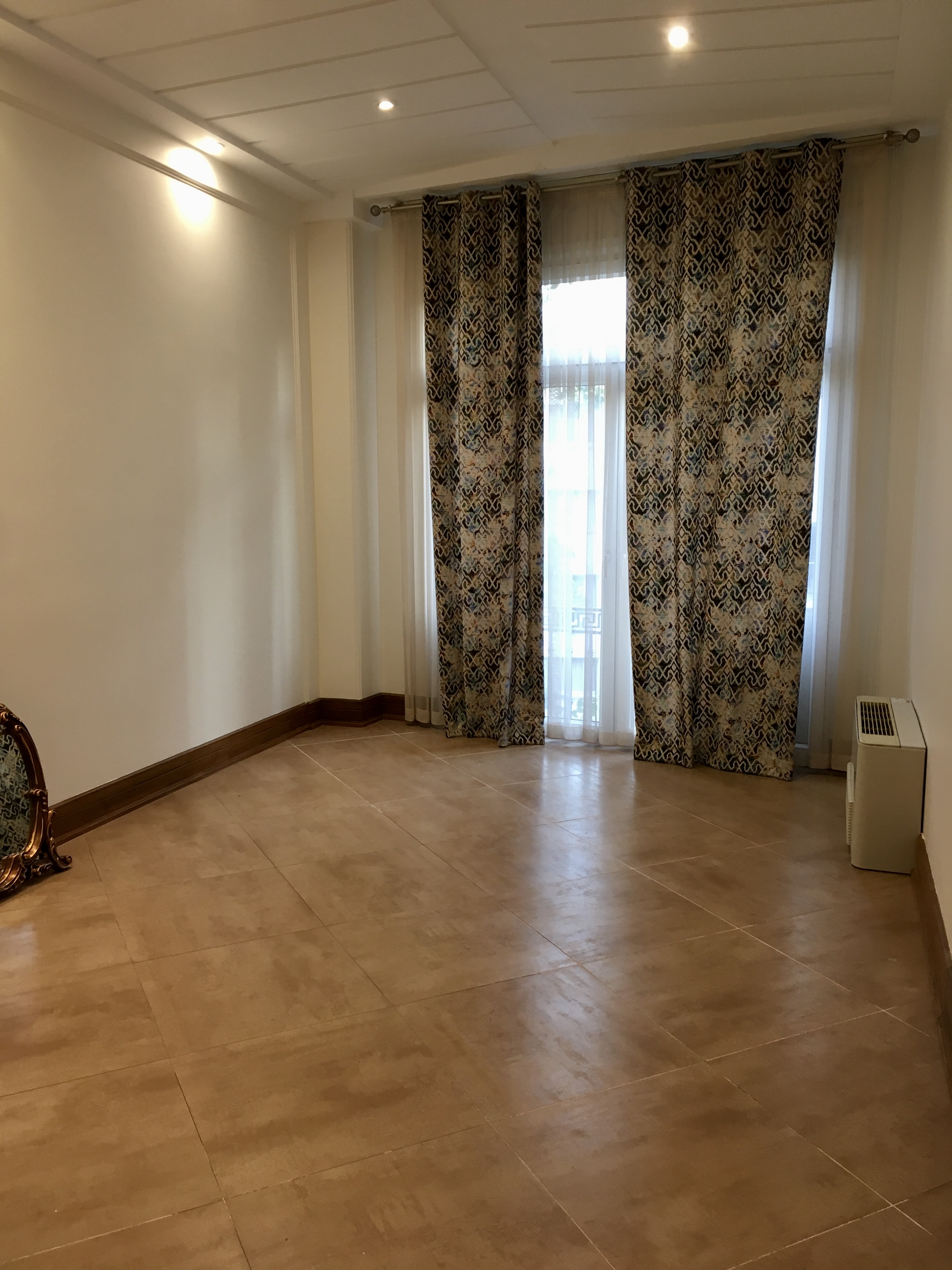 اجاره آپارتمان 240 متر کامرانیه نئوکلاسیک مشاعات کامل