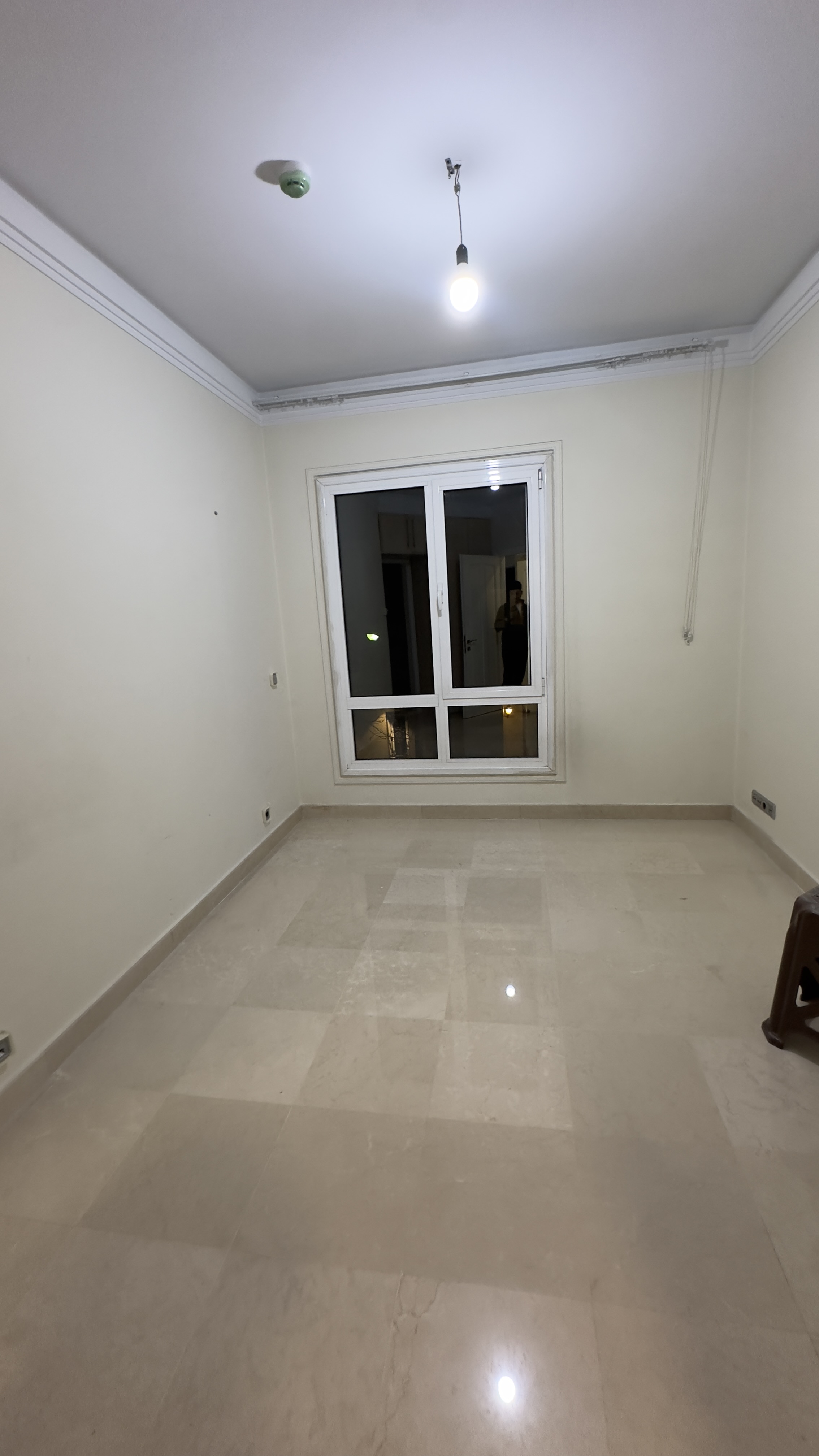 اجاره آپارتمان 305متر‌ سمبل 4 خواب‌مستر