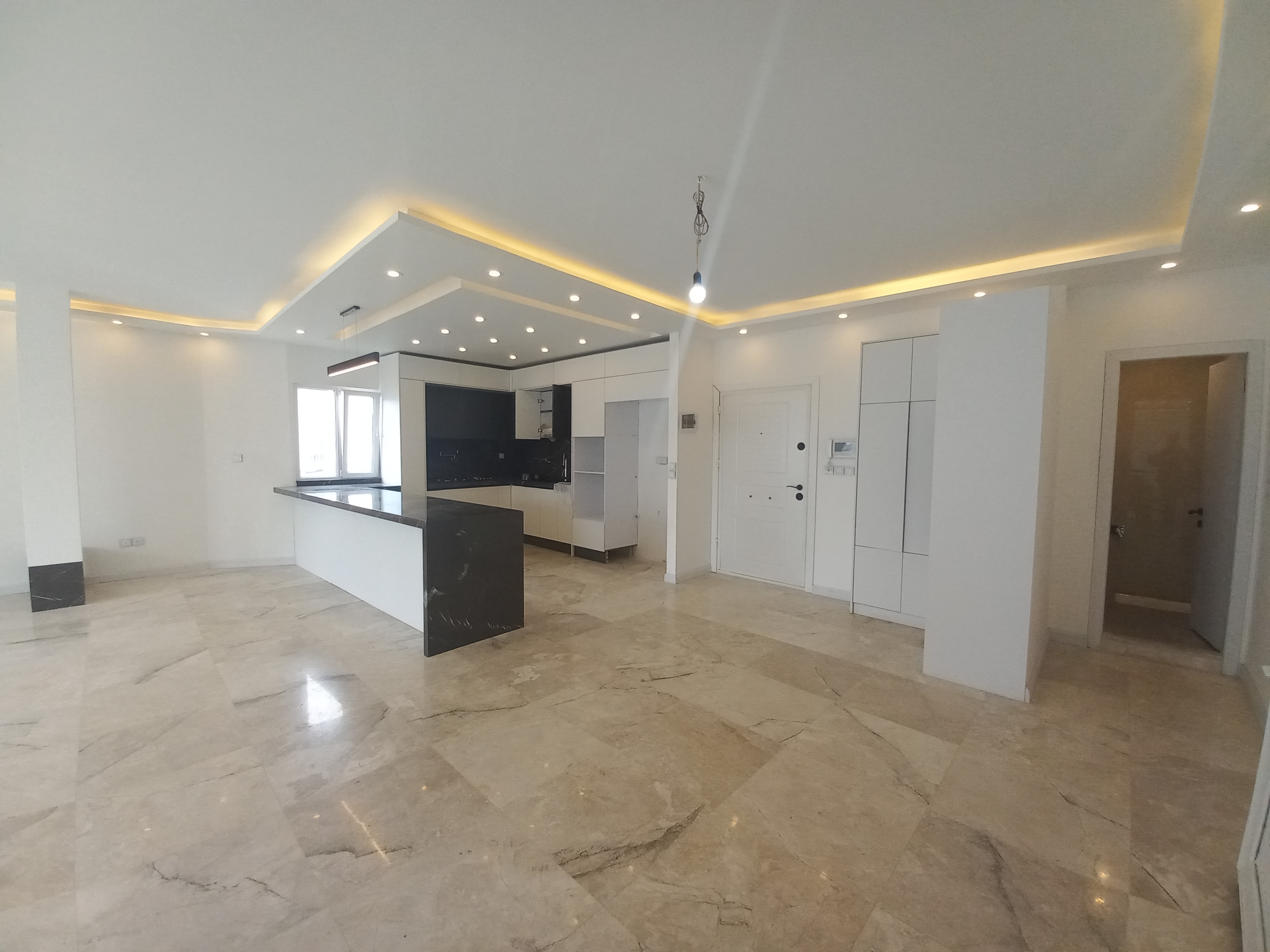 فروش آپارتمان 130 متر اقدسیه