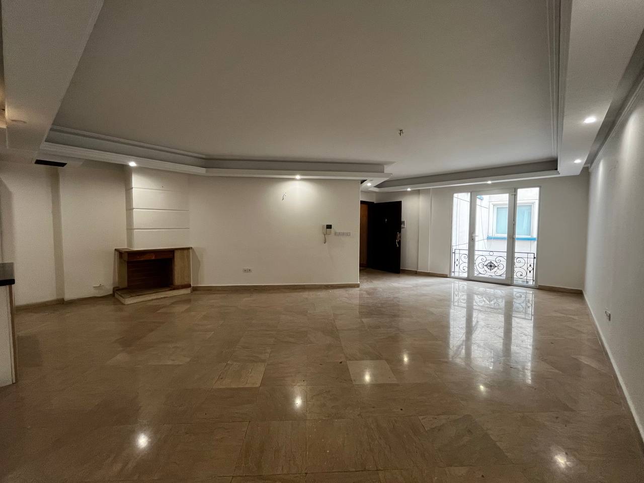 فروش آپارتمان 105 متر کامرانیه 2 خواب