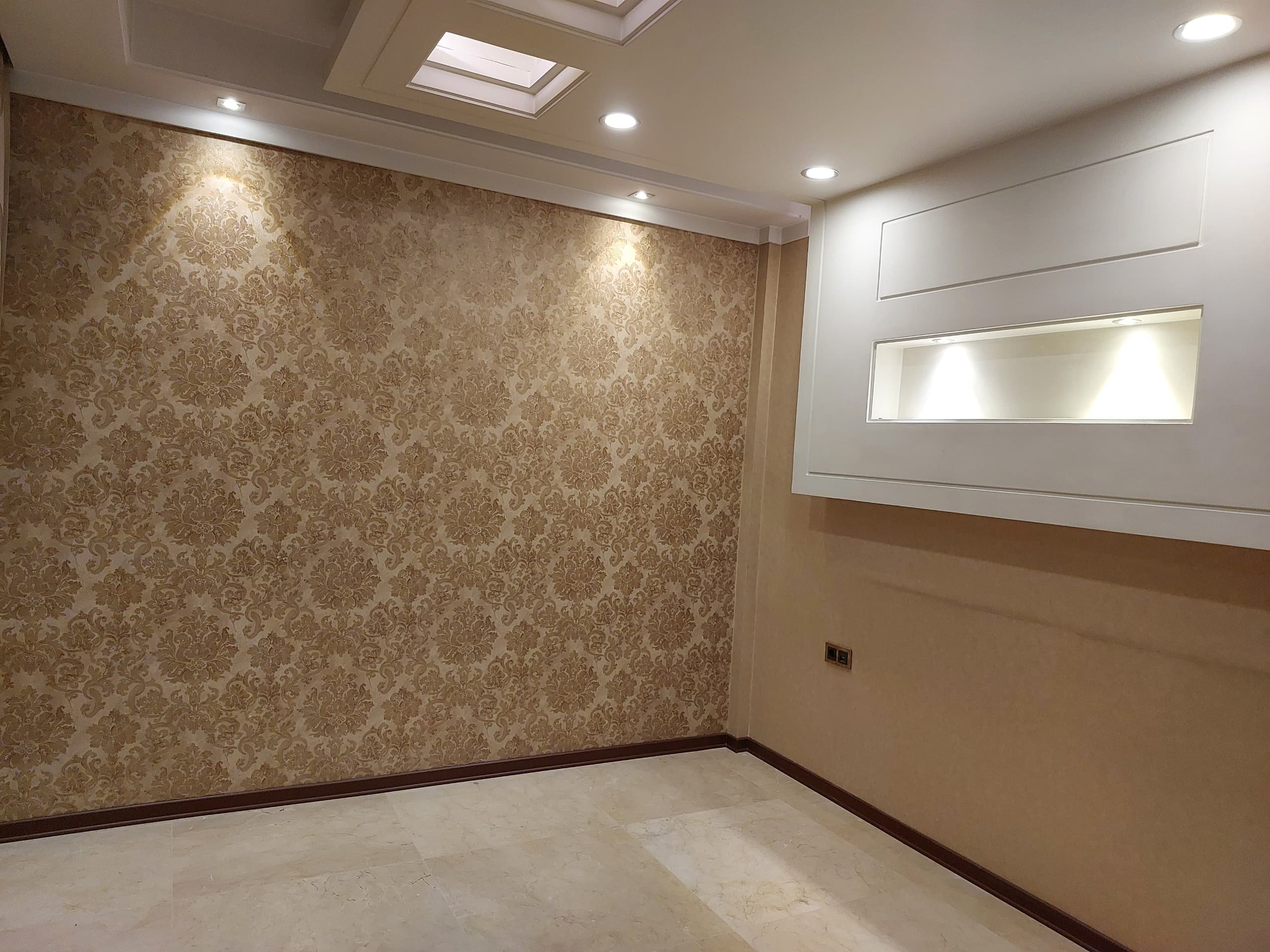 فروش آپارتمان 220متر اقدسیه سپند