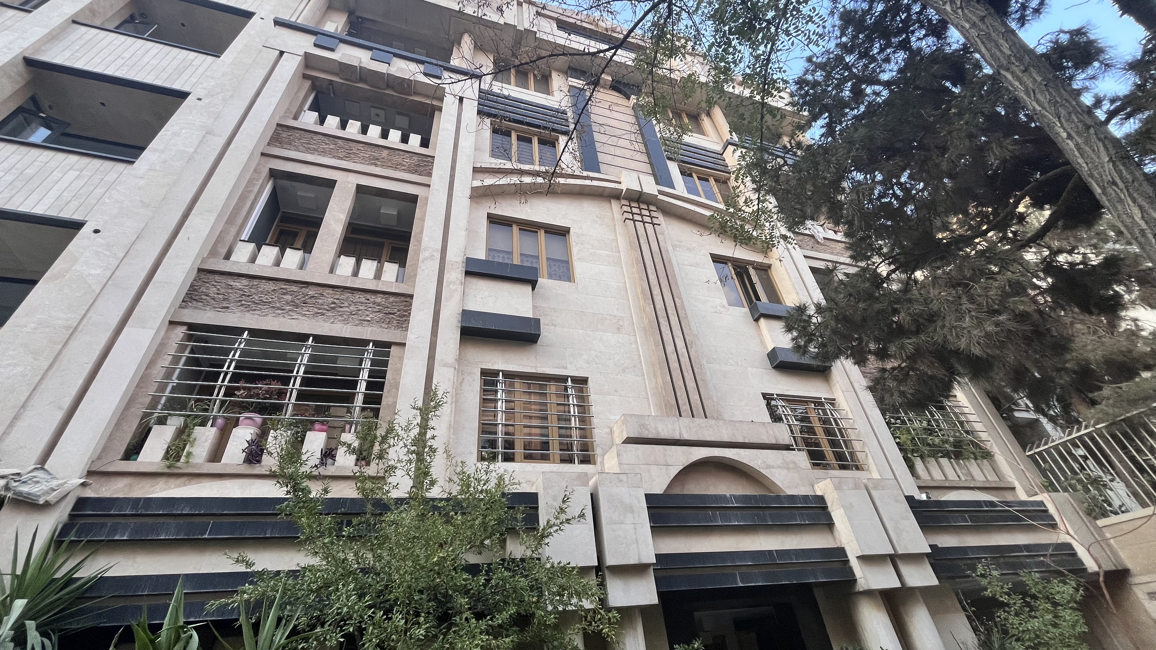 اجاره آپارتمان 105متر نارمک فول امکانات