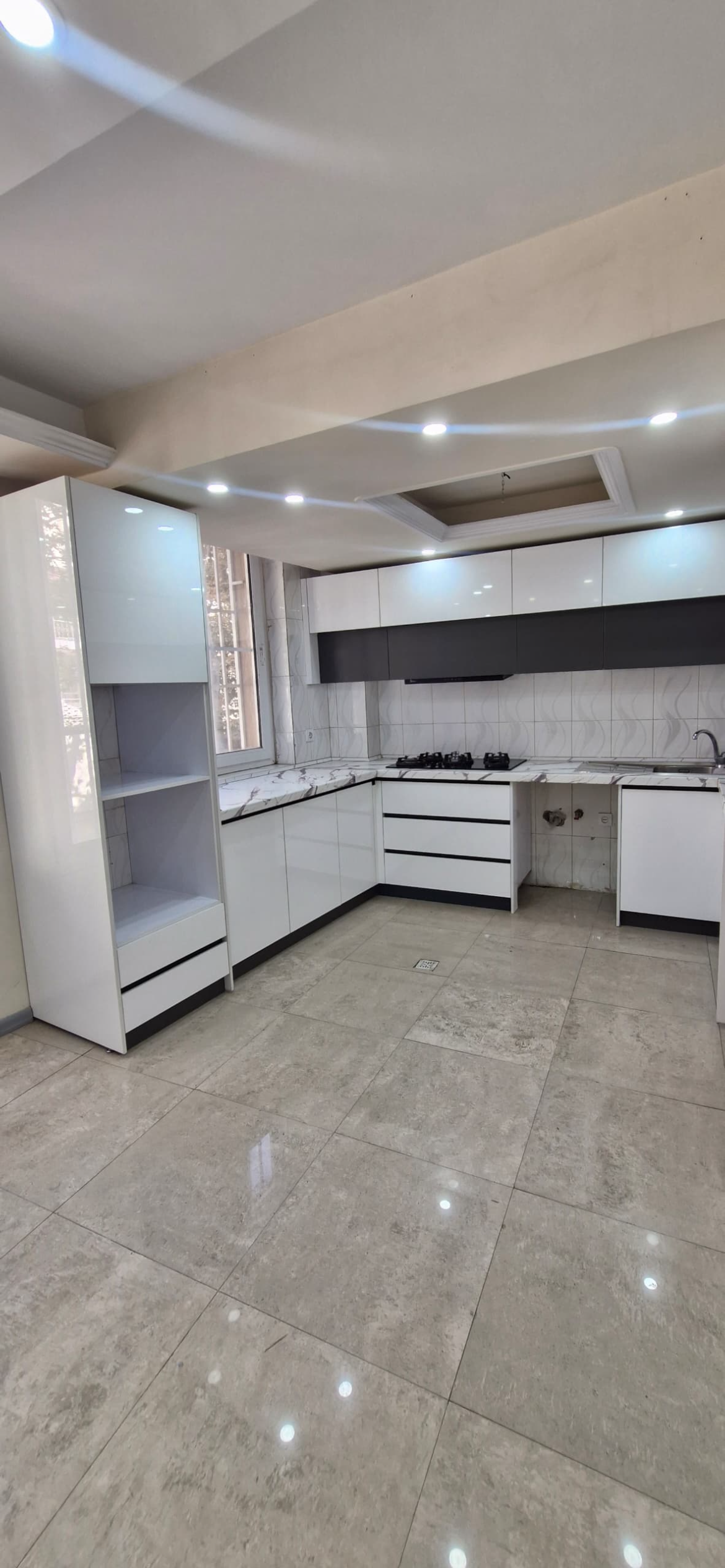 اجاره آپارتمان 75 متر نیاوران  2 خواب