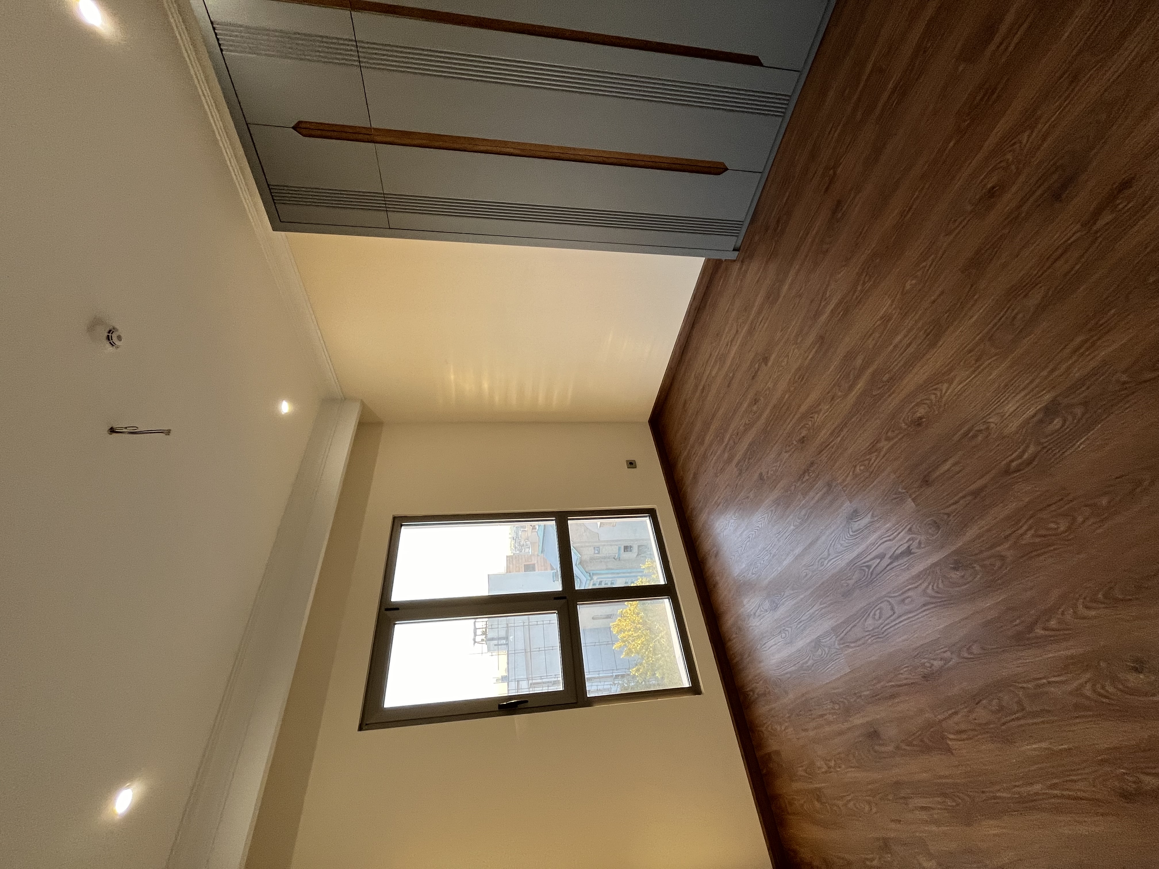 فروش آپارتمان 155 متر دیباجی نوساز با 2 پارکینگ سندی