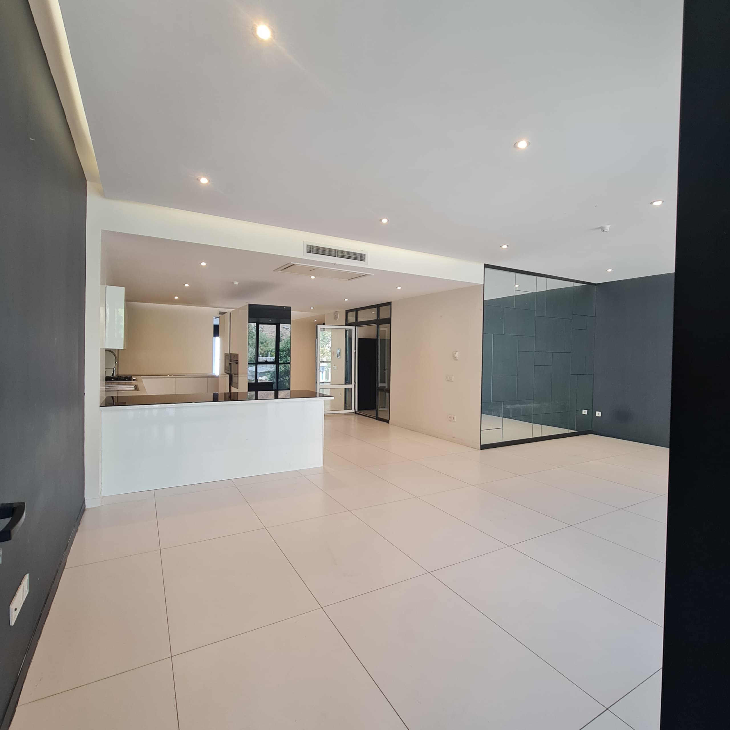 200 متر 3 خواب فول امکانات نیاوران