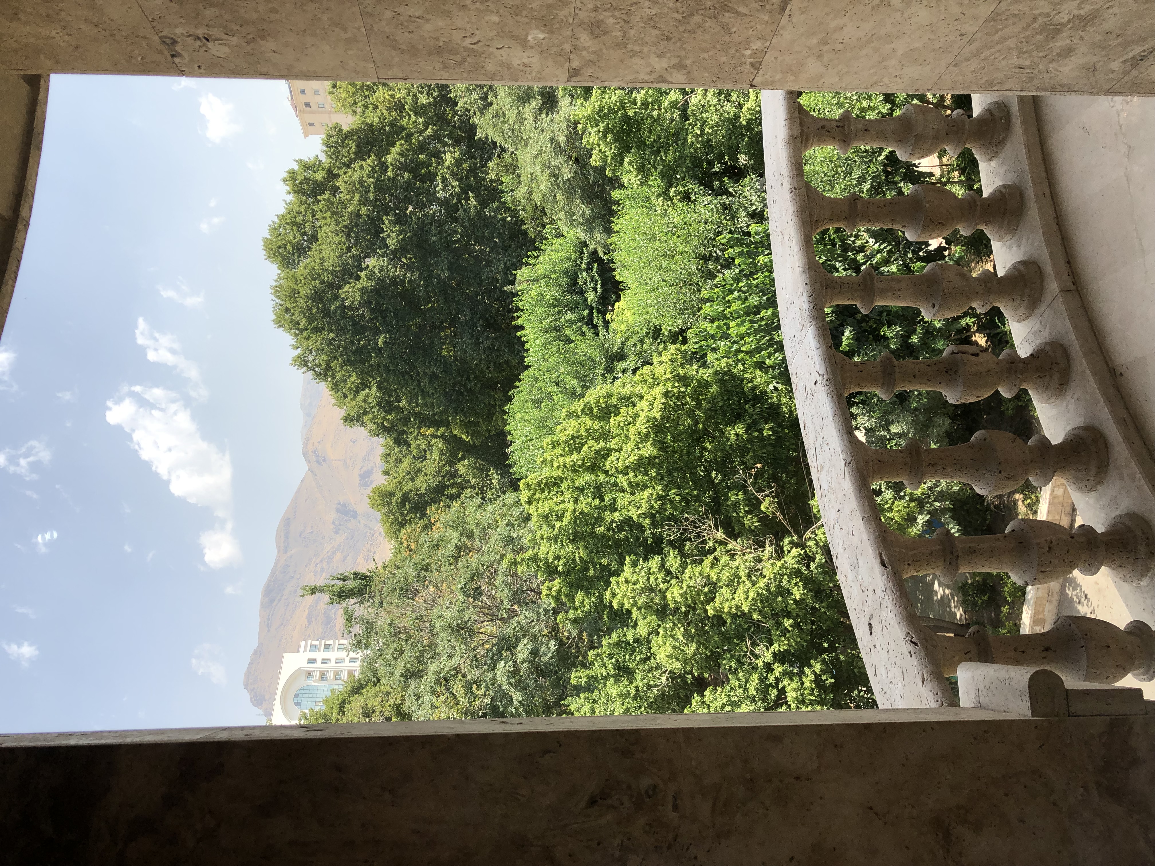 اجاره آپارتمان 310 متر نیاوران