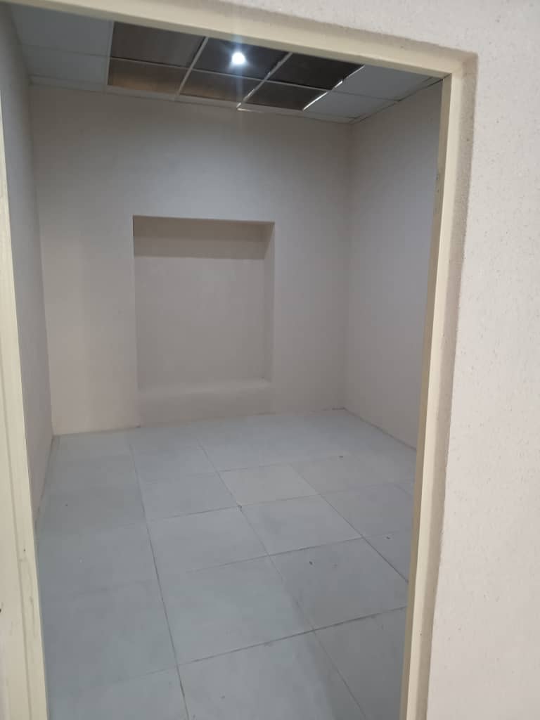 فروش کلنگی 60 متر نارمک قابل سکونت