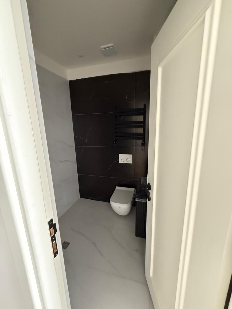 اجاره آپارتمان 160 متری در نیاوران