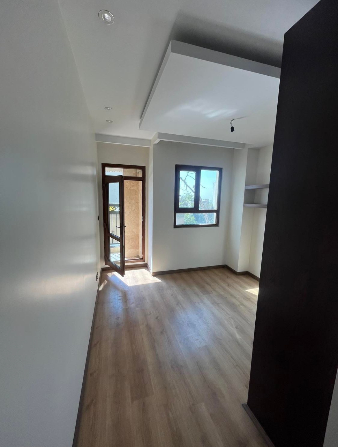 فروش آپارتمان  110 متر تاپ لوکیشن نیاوران 2 خواب