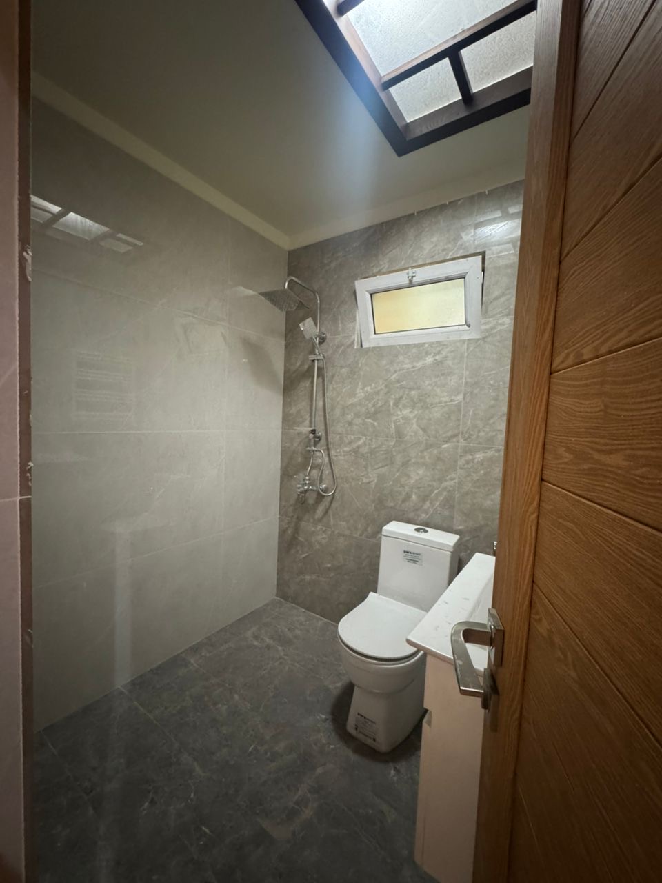 فروش آپارتمان ١٧١ متر دیباجی شمالی  ٣خواب