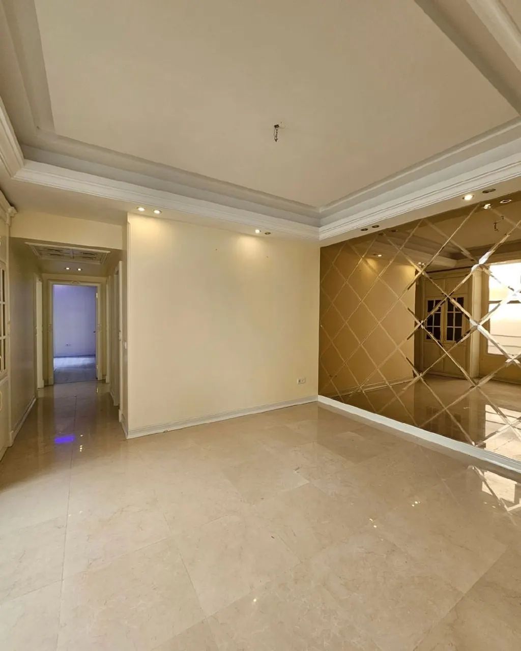 فروش آپارتمان 180متر کامرانیه شمالی مناسب سرمایه گذاری