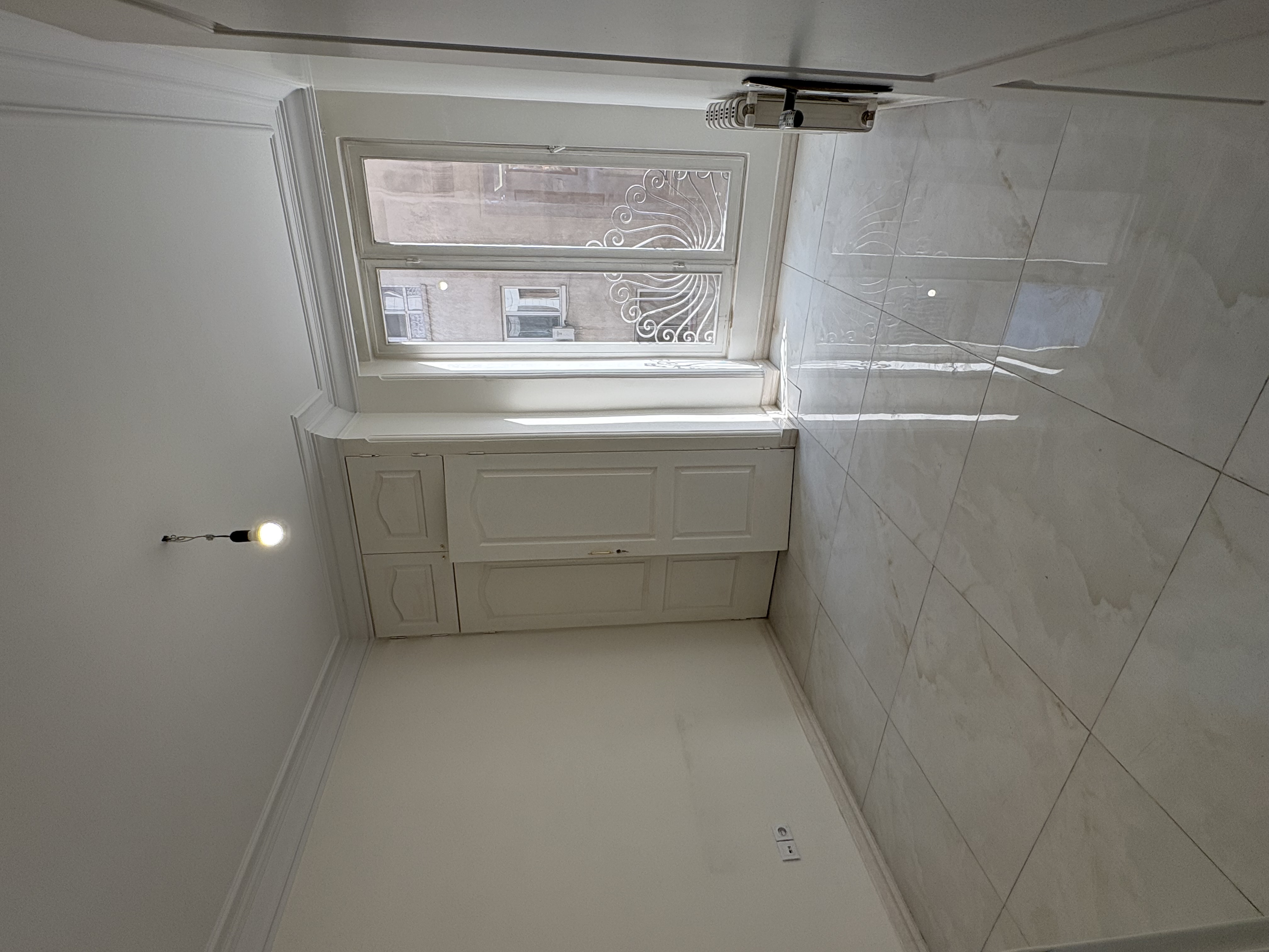 اجاره آپارتمان 107 متر پاسداران تاپ لوکیشن