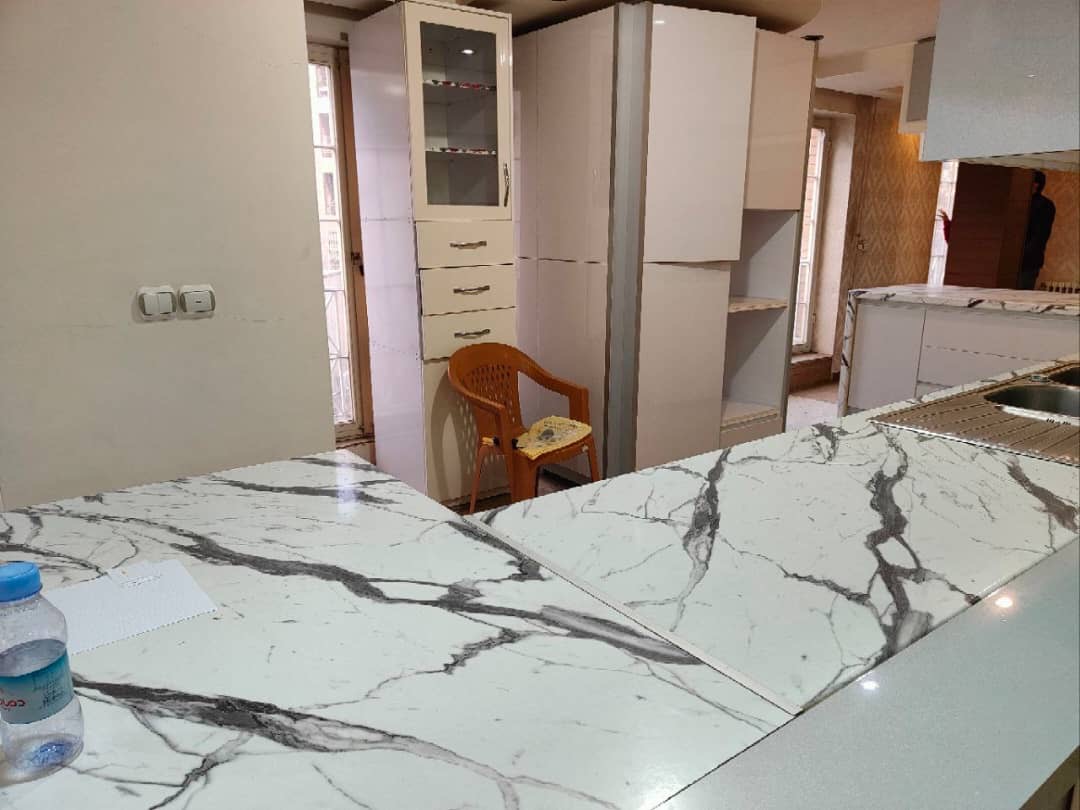 فروش آپارتمان 160 متر اندرزگو 4 پارکینگ سندی