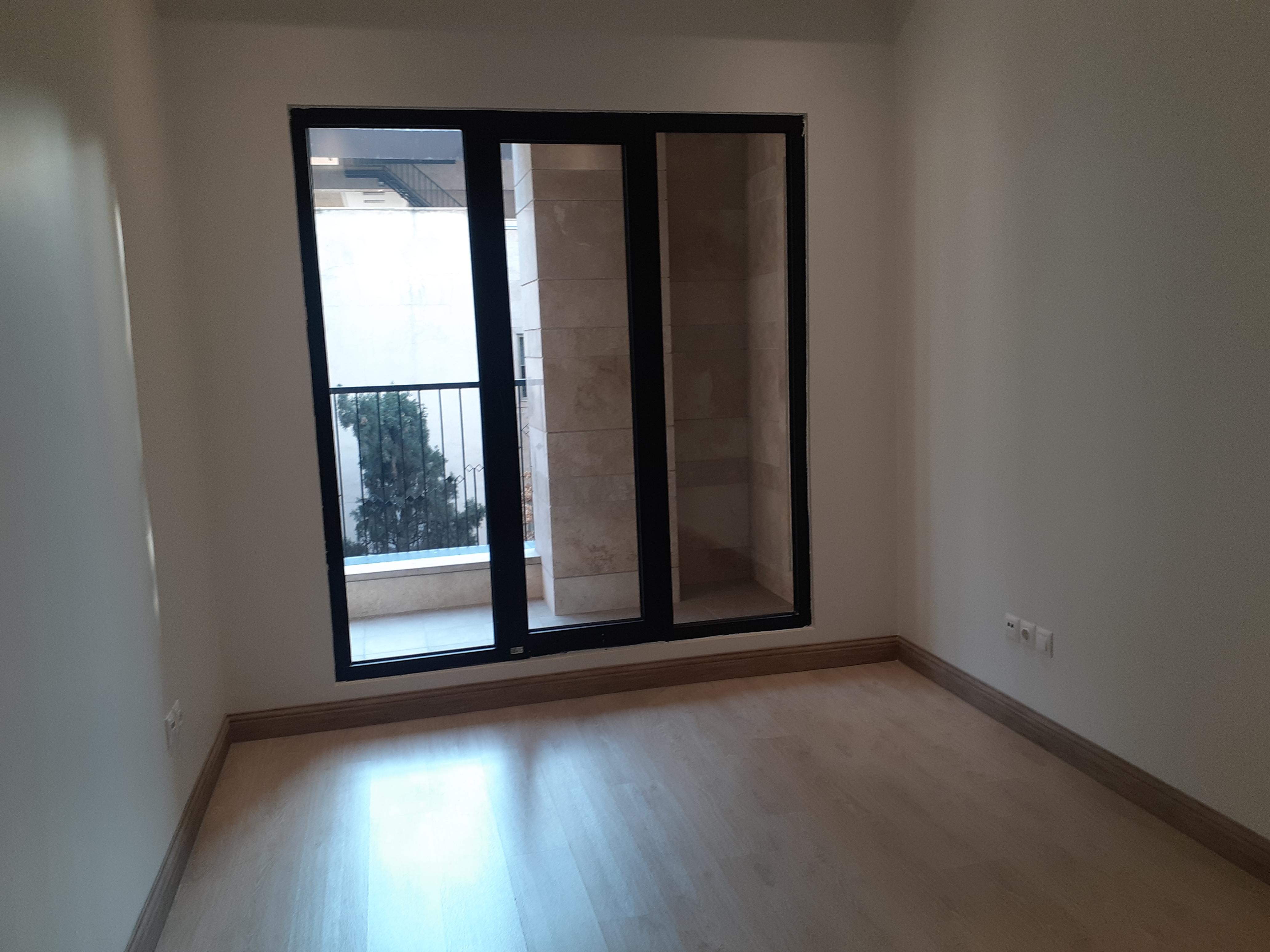فروش آپارتمان 280 متر دروس فول امکانات هتلی