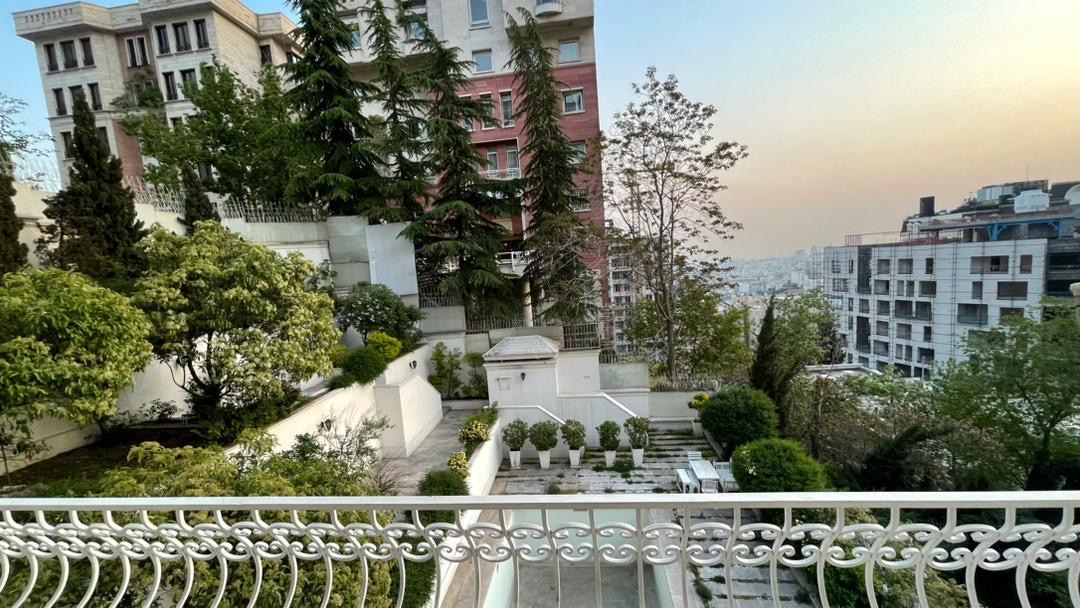 فروش آپارتمان 215 متر گلسنگ