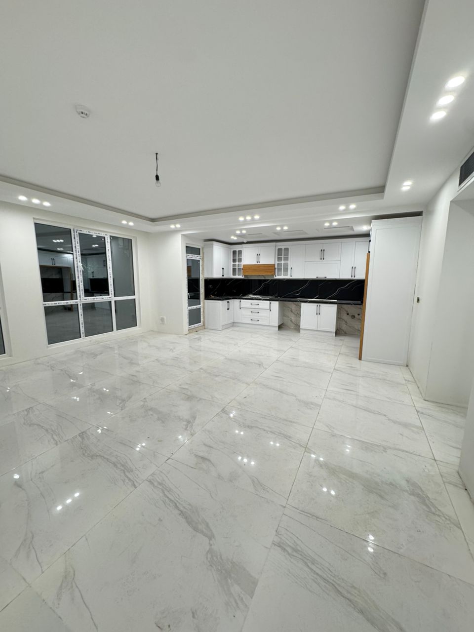 اجاره آپارتمان 100متر /2خواب/کلید نخورده