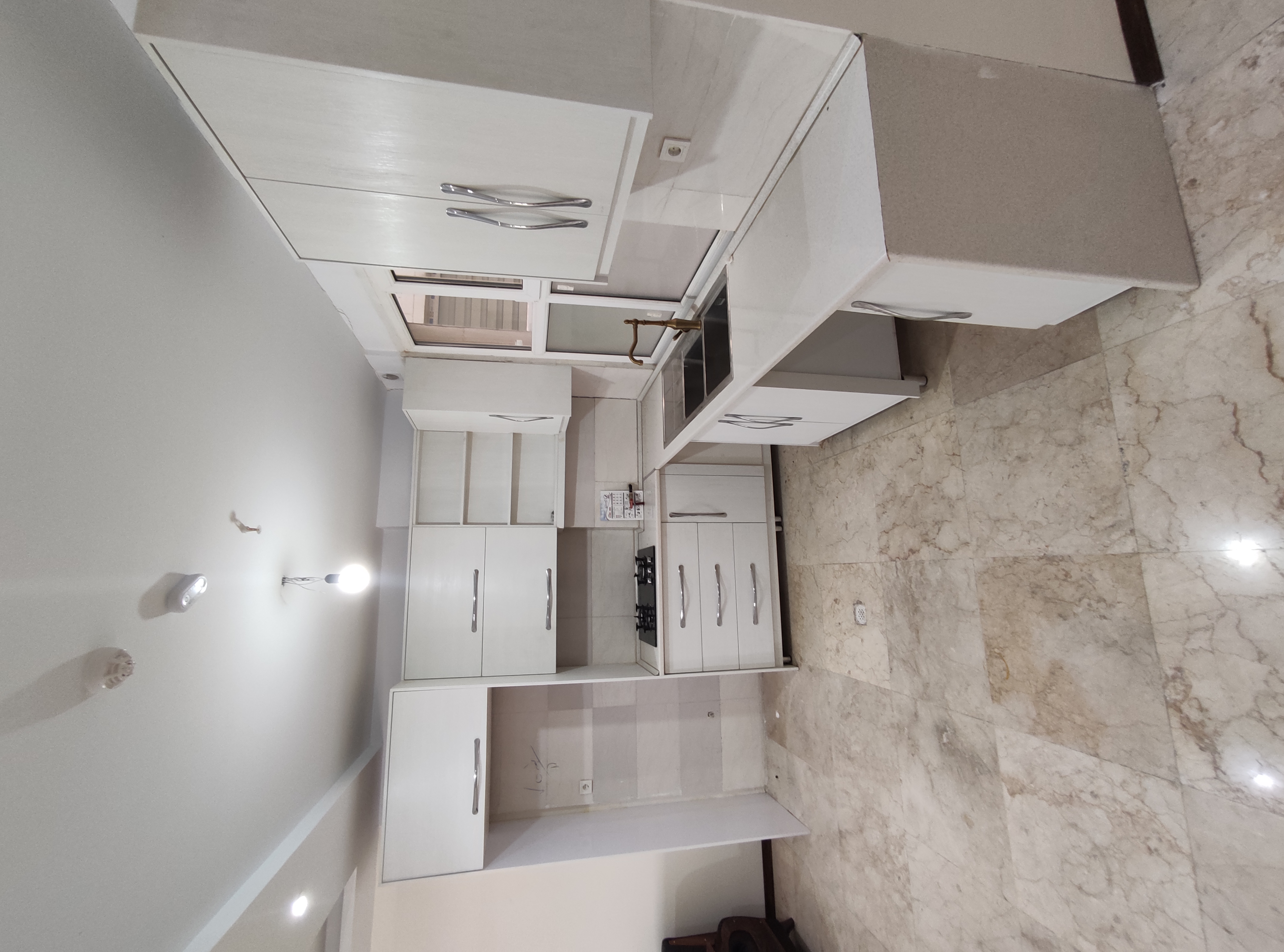 فروش آپارتمان 103 متر زرگنده کلید نخورده