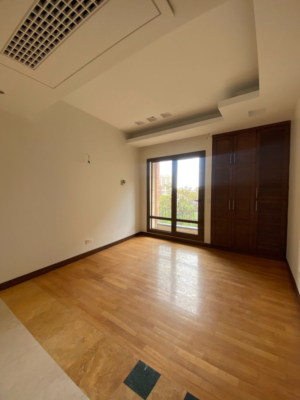 فروش آپارتمان 138متر صاحبقرانیه 2خواب فول