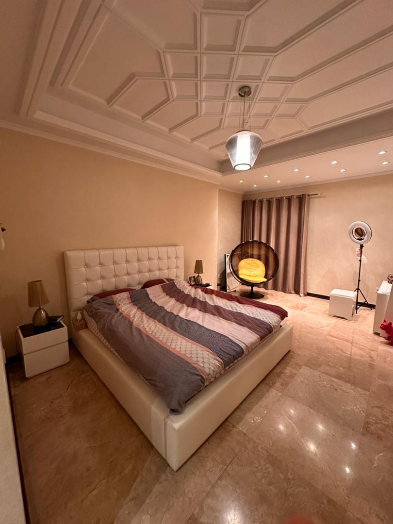 اپارتمان 180متر