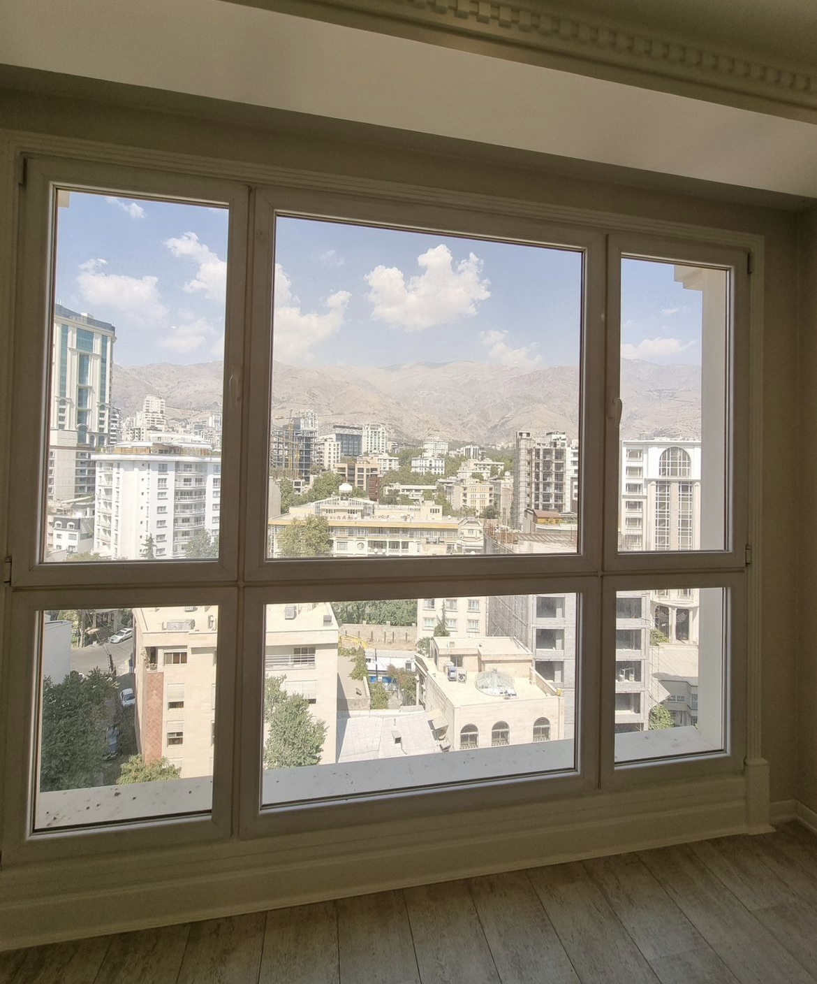برج باغ برند فرمانیه 225متر 3خواب فول مشاعات
