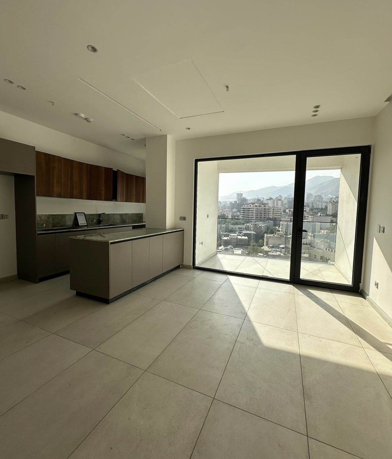 فروش آپارتمان 220 متر دیباجی نوساز