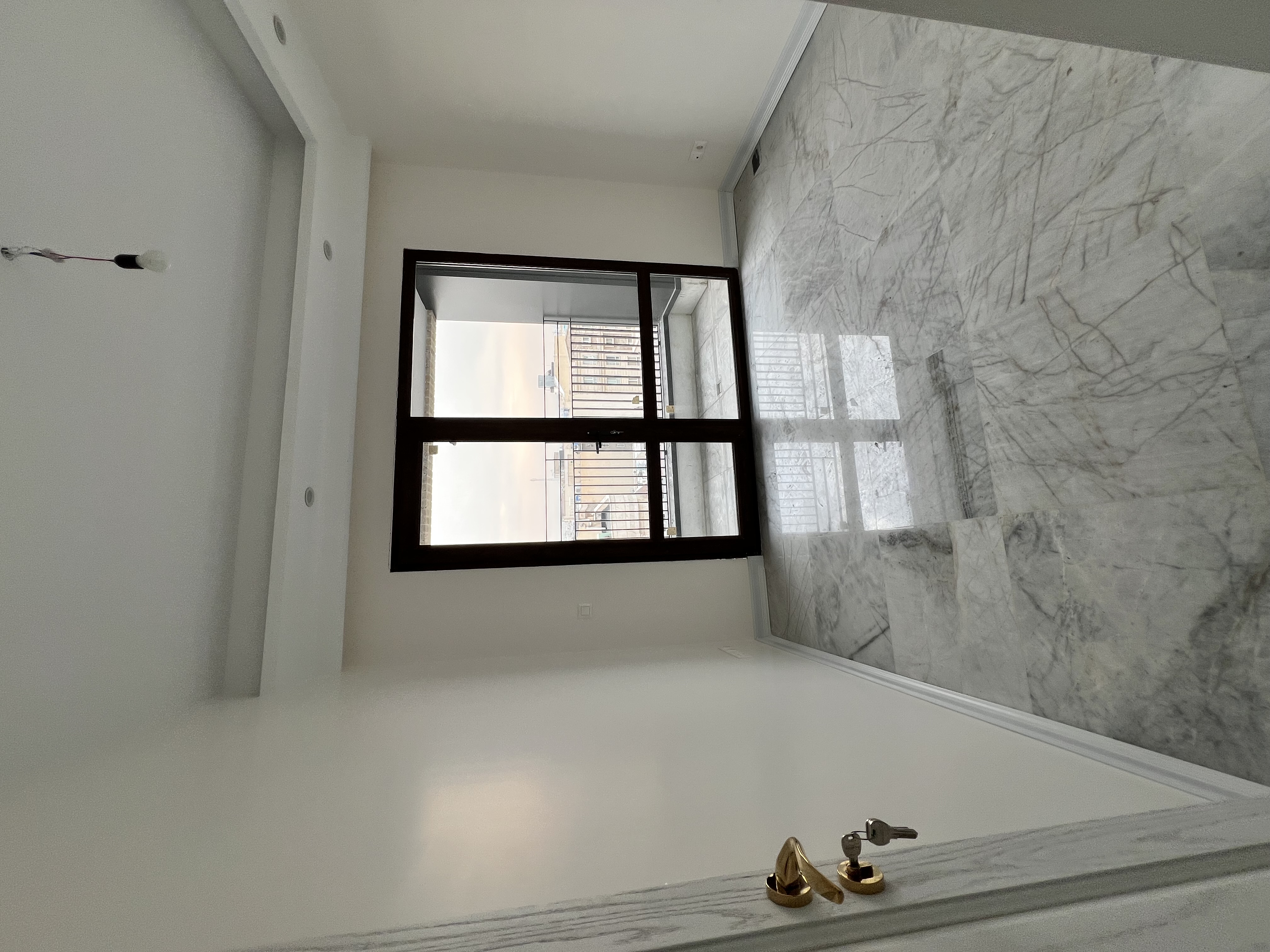 فروش اپارتمان 139متر آپارتمان پاسداران غرق نور مستقیم