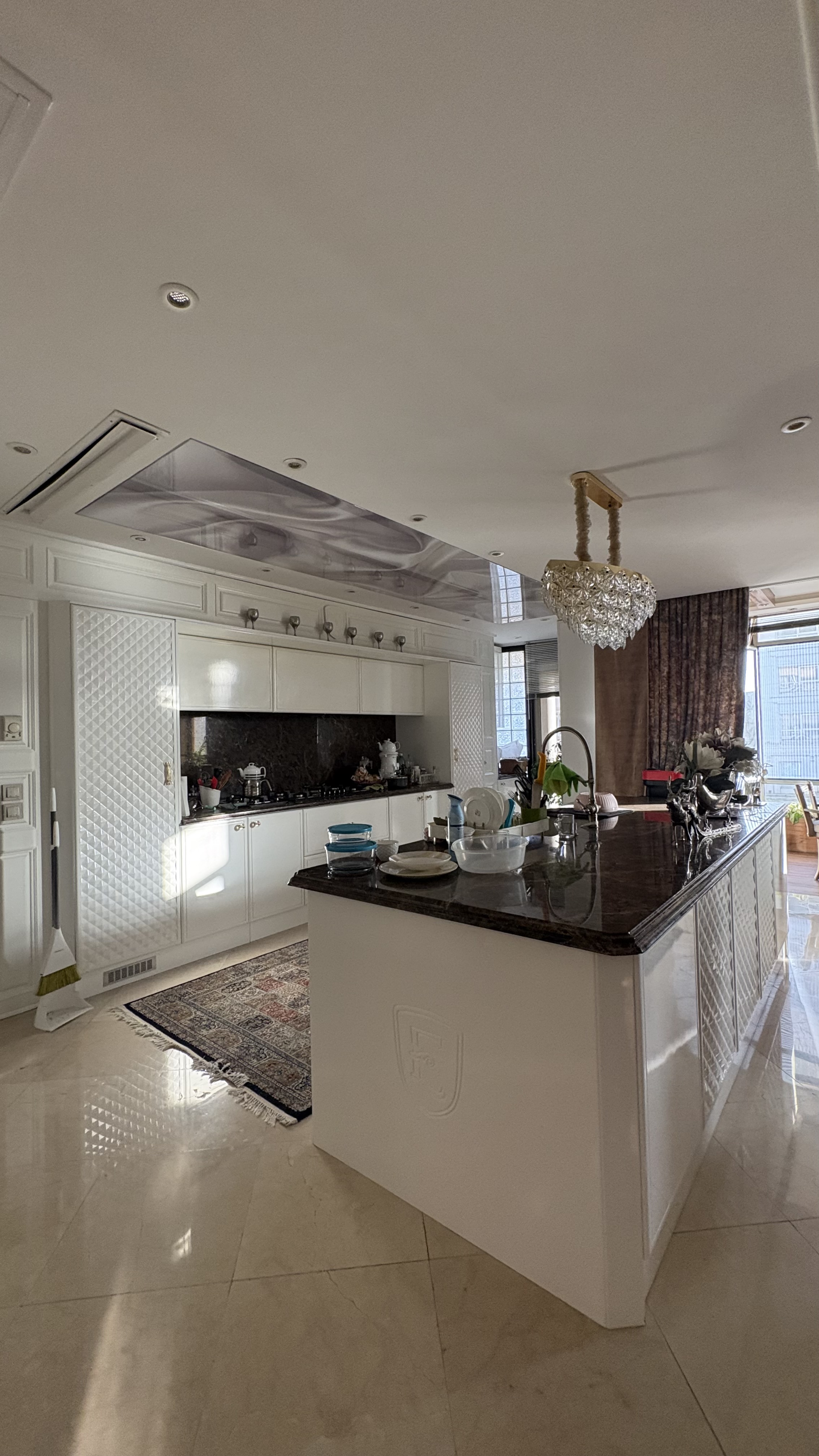 فروش آپارتمان 280 متر سنبل برج باغ