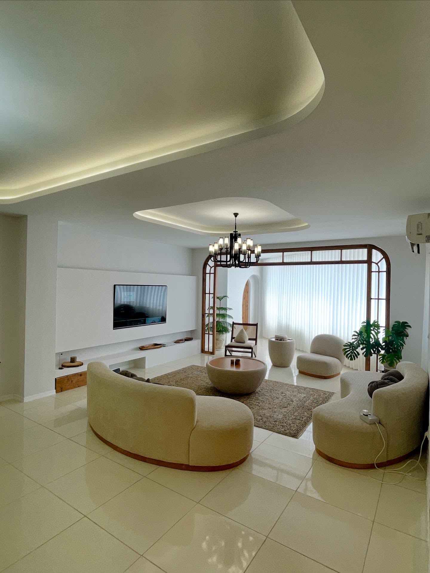 فروش آپارتمان 146 متر پاسداران گلستان روبه حیاط فول مشاعات