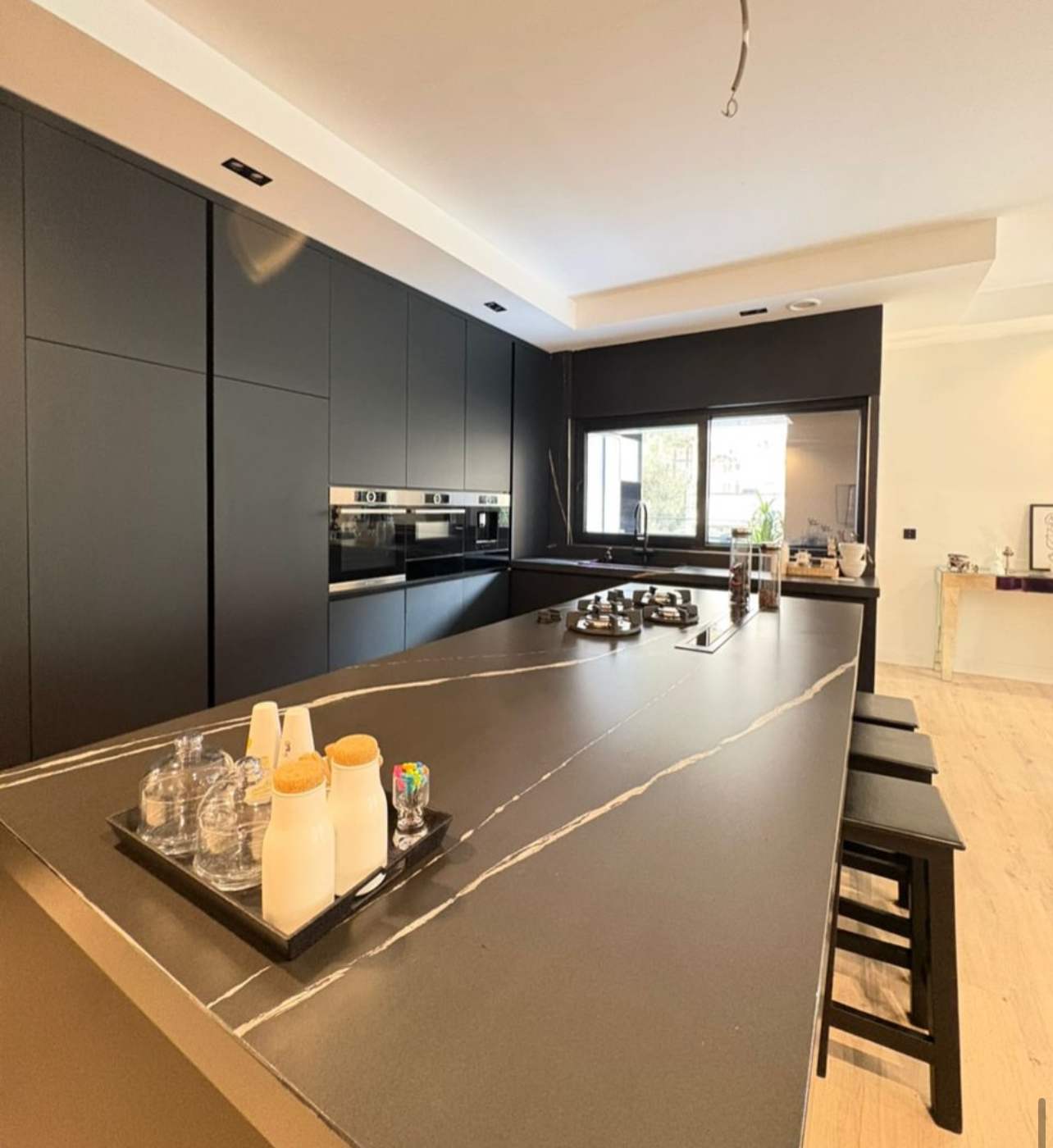 اجاره آپارتمان 130 متر کامرانیه