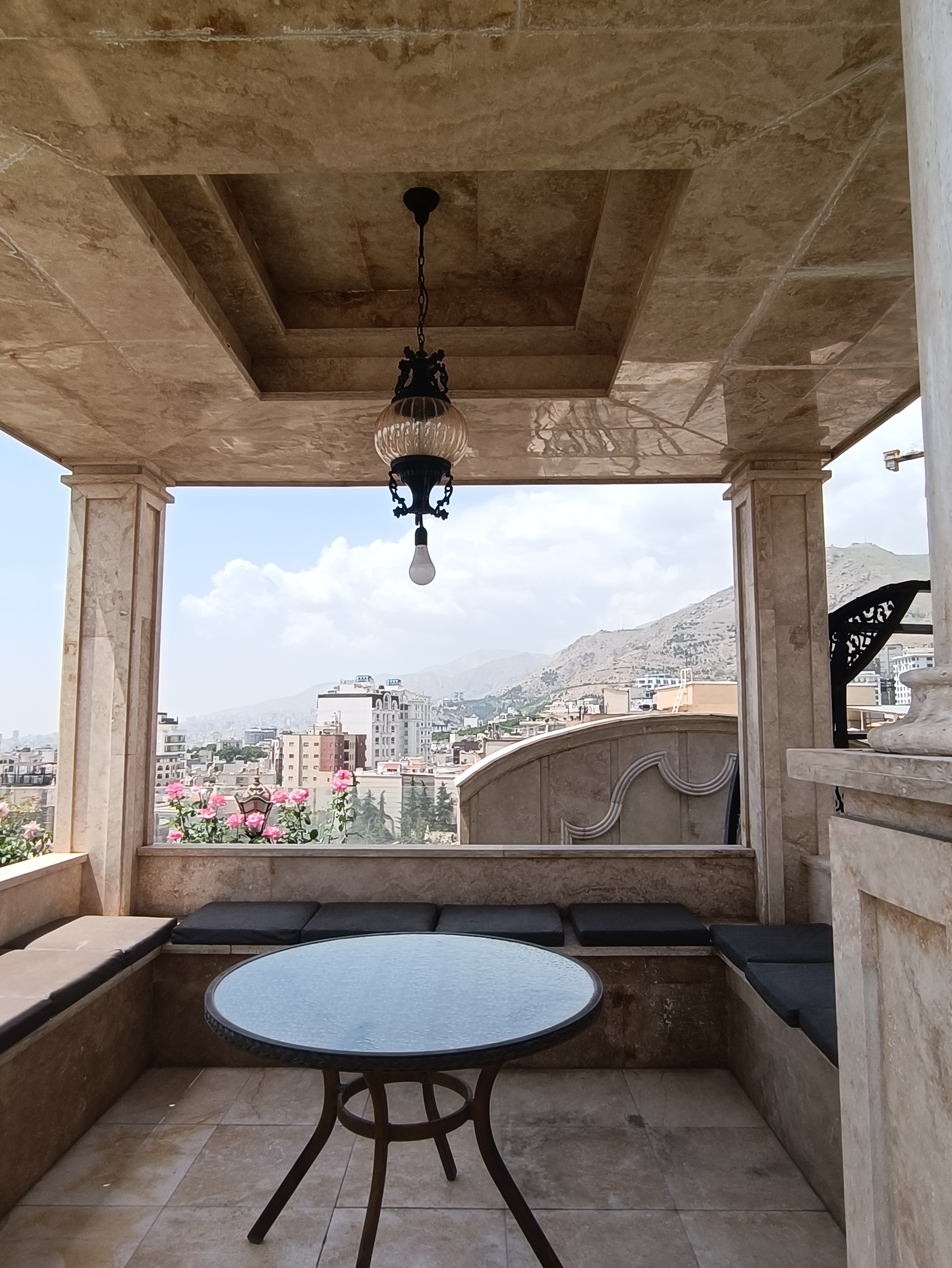 اجاره  آپارتمان 230متر نیاوران