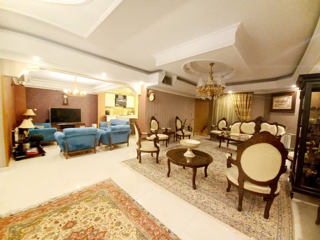 فروش آپارتمان 215 متر نیاوران 4خواب 3 ‌پارکینگ