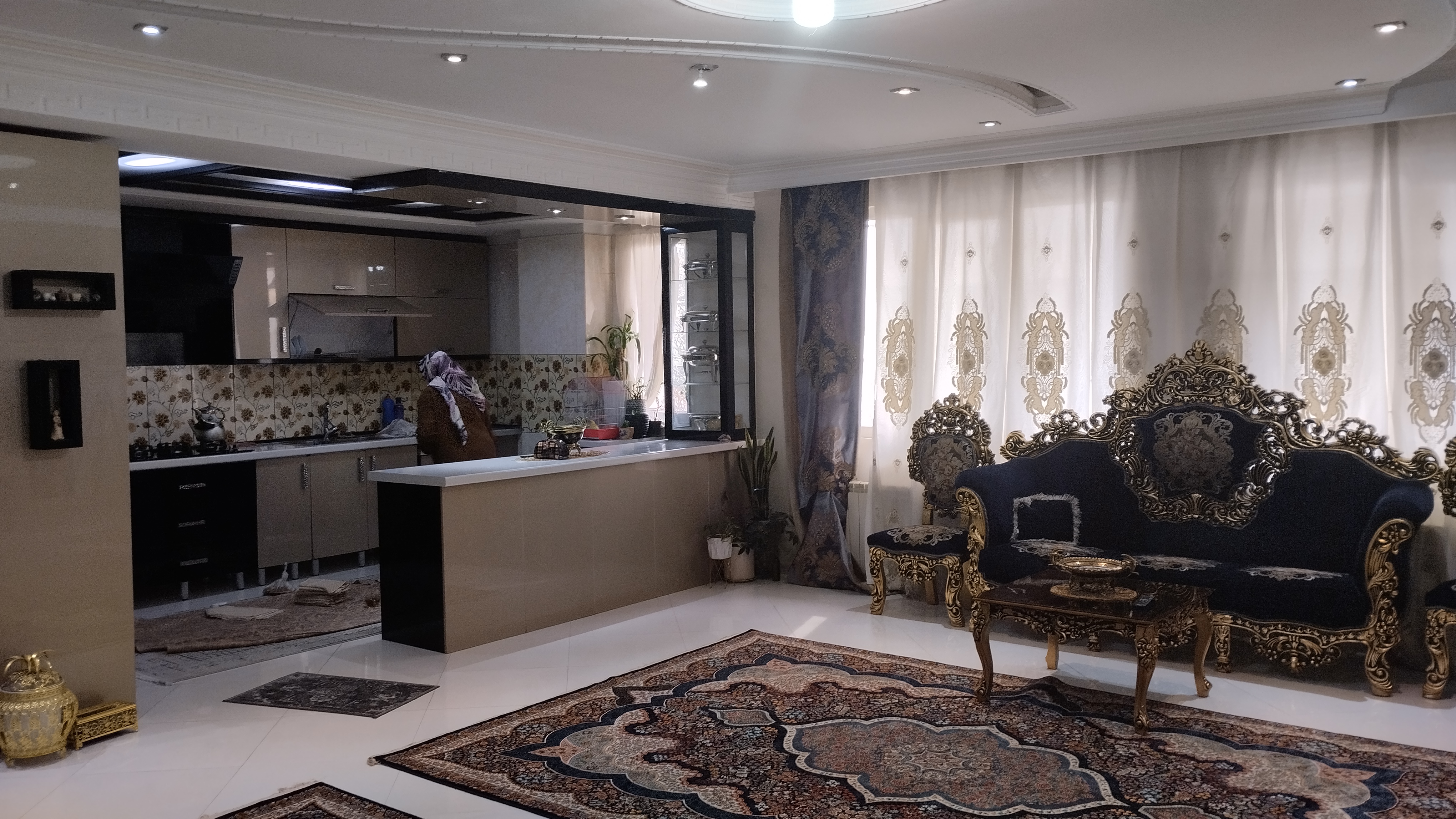 فروش آپارتمان 130 متر نیاوران فول امکانات