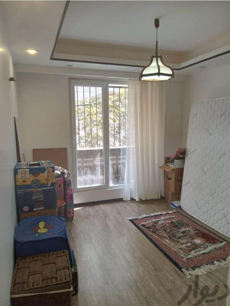 فرمانیه غربی 75 متر غرق نور