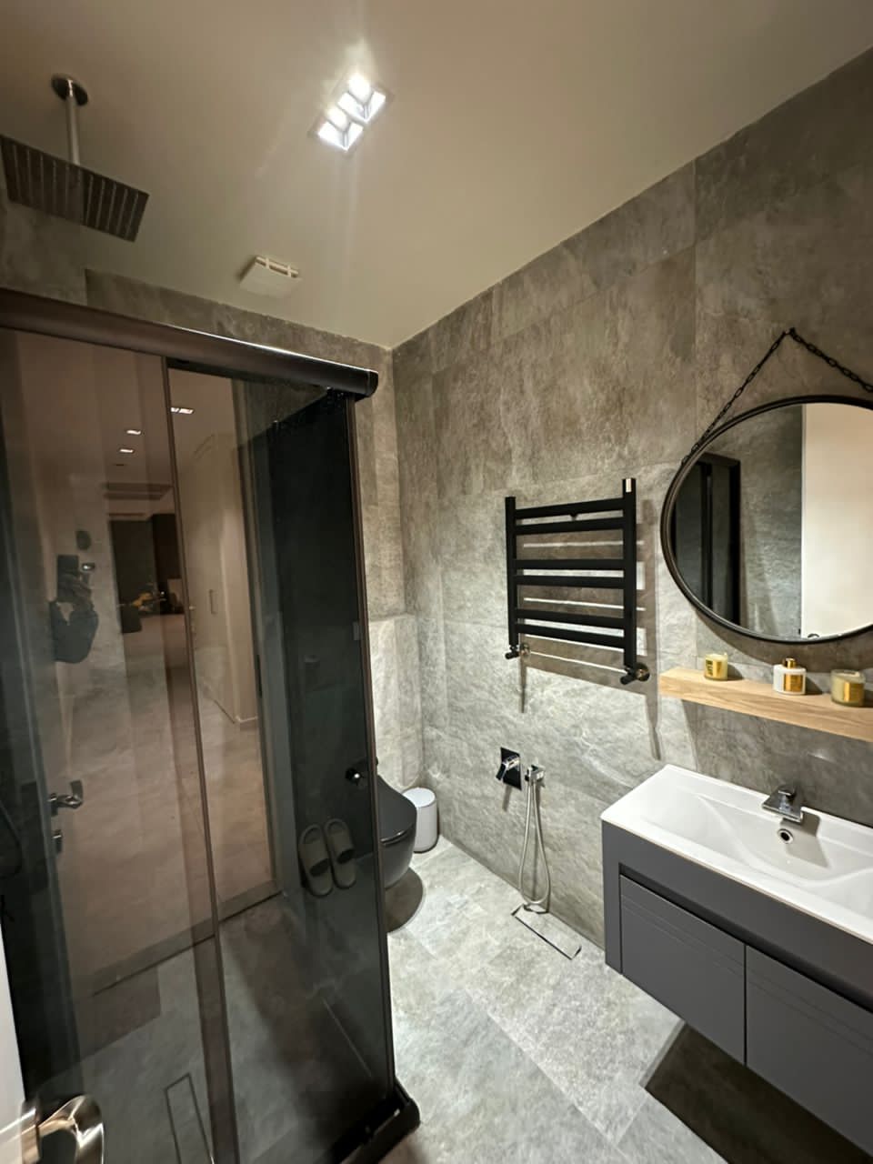 اجاره آپارتمان 170 متر نیــاوران