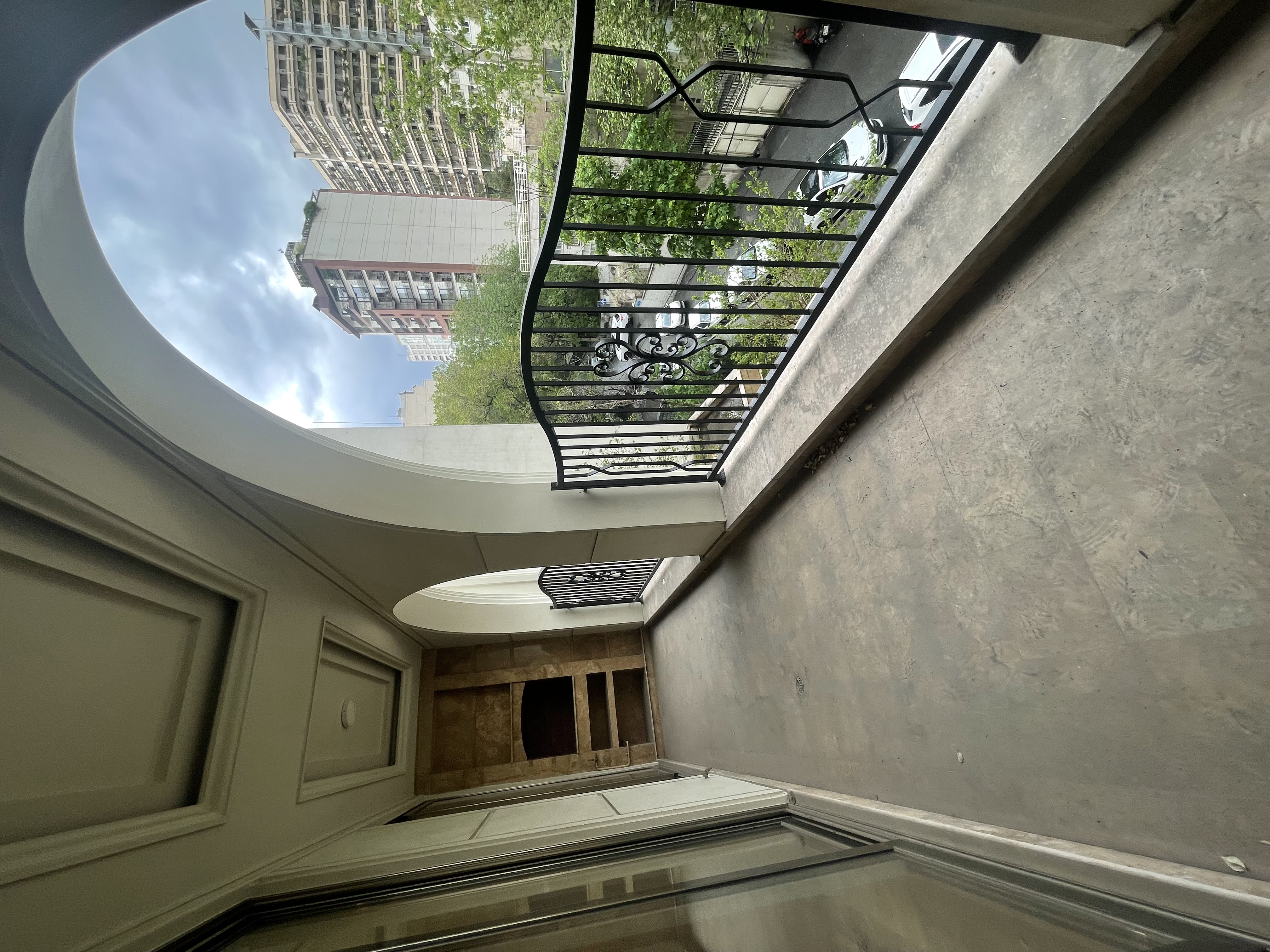 اجاره آپارتمان 120 متر 2 خواب 15 متر تراس قابل چیدمان تاپ لوکیشن
