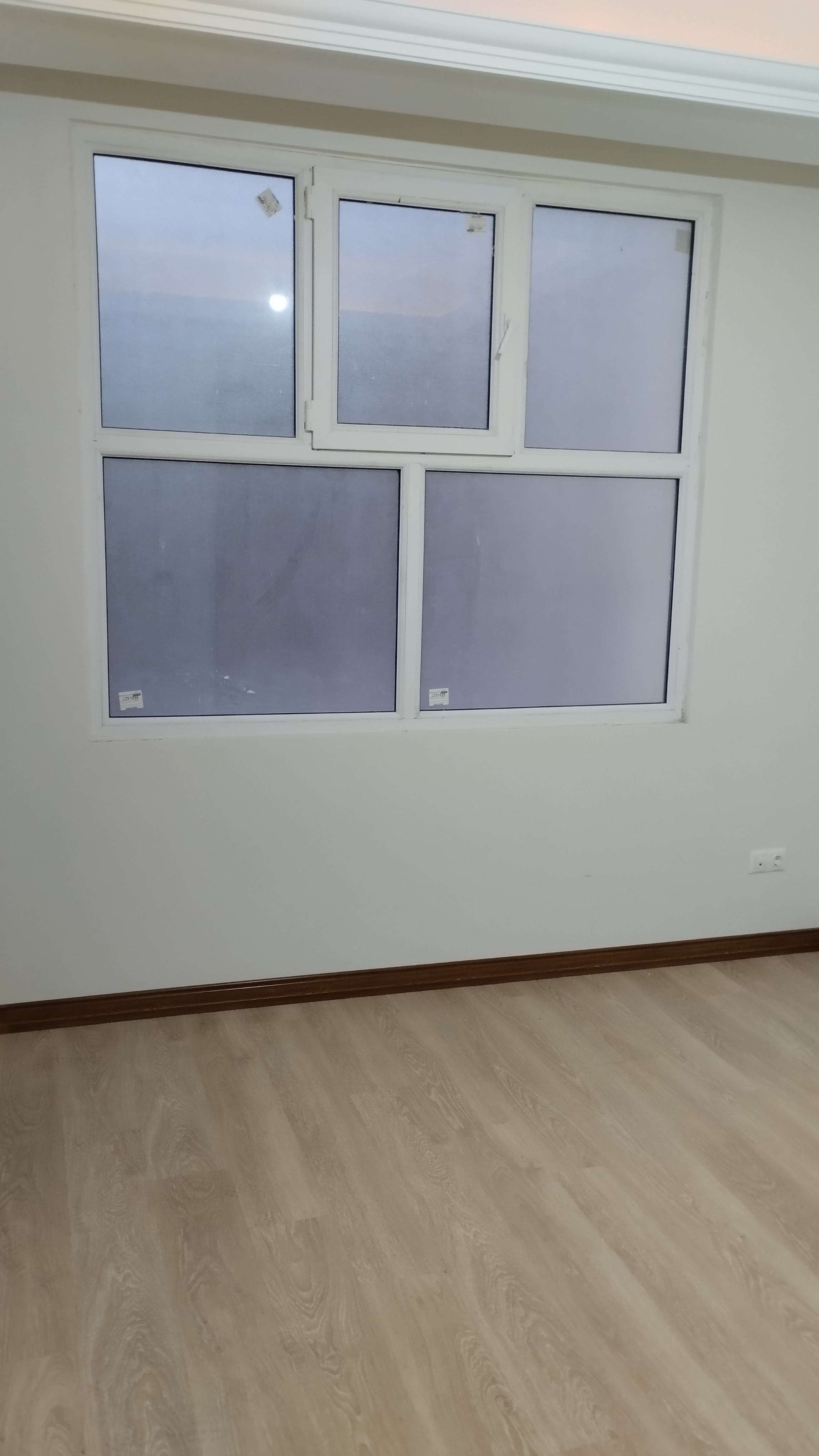 فروش آپارتمان 200 متر نیاوران 3 خواب فول امکانات آبکوه