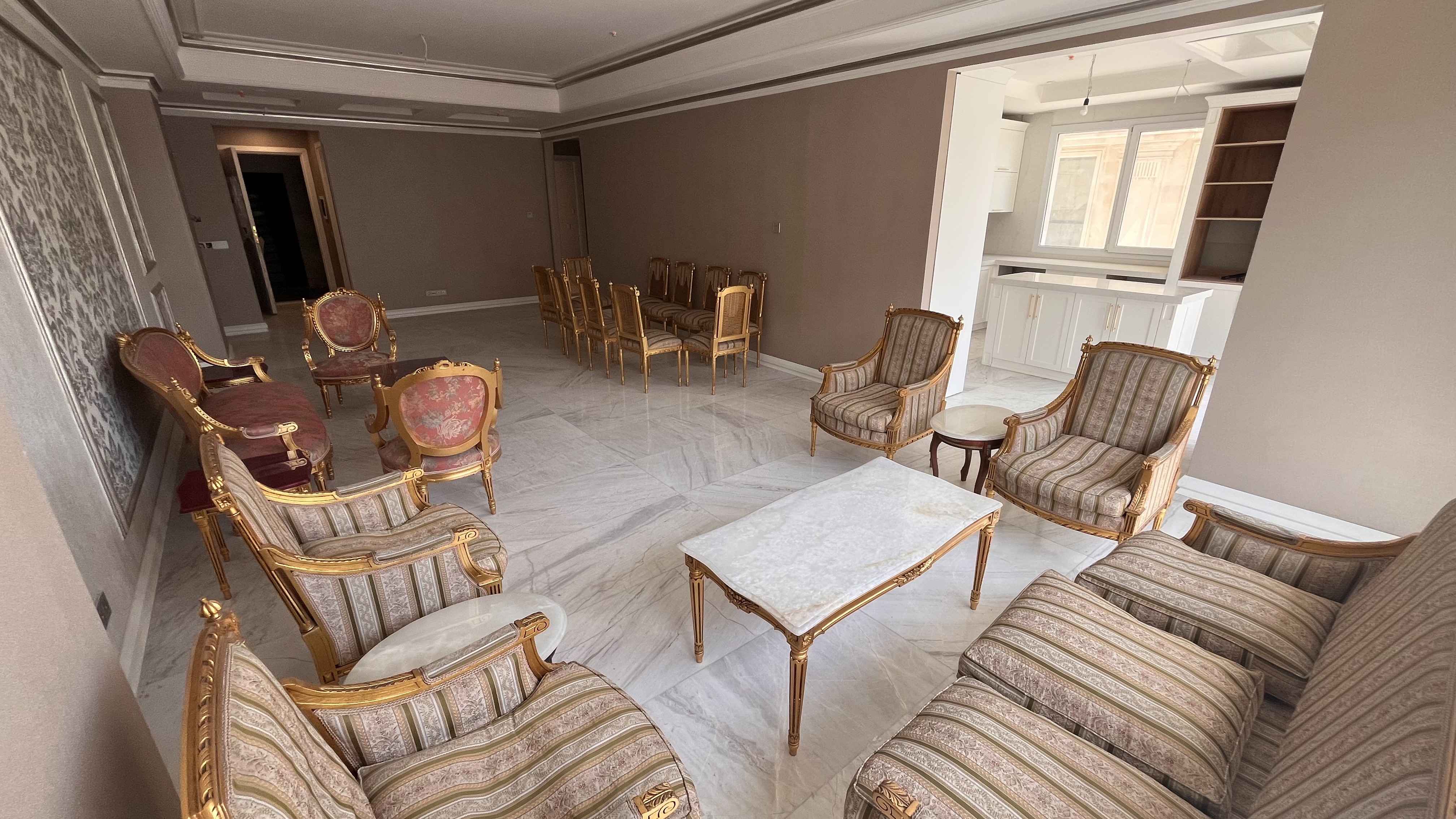 اجاره واحد آپارتمان 150متری، 3خواب،لابی هتلینگ، فول امکانات، نوساز در هروی