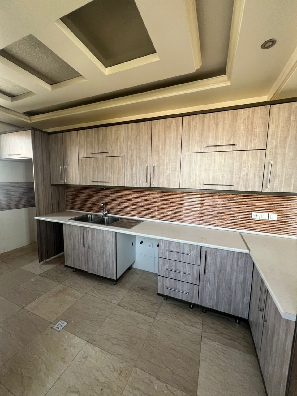 اجاره آپارتمان 150متر مدائن فول امکانات تخلیه