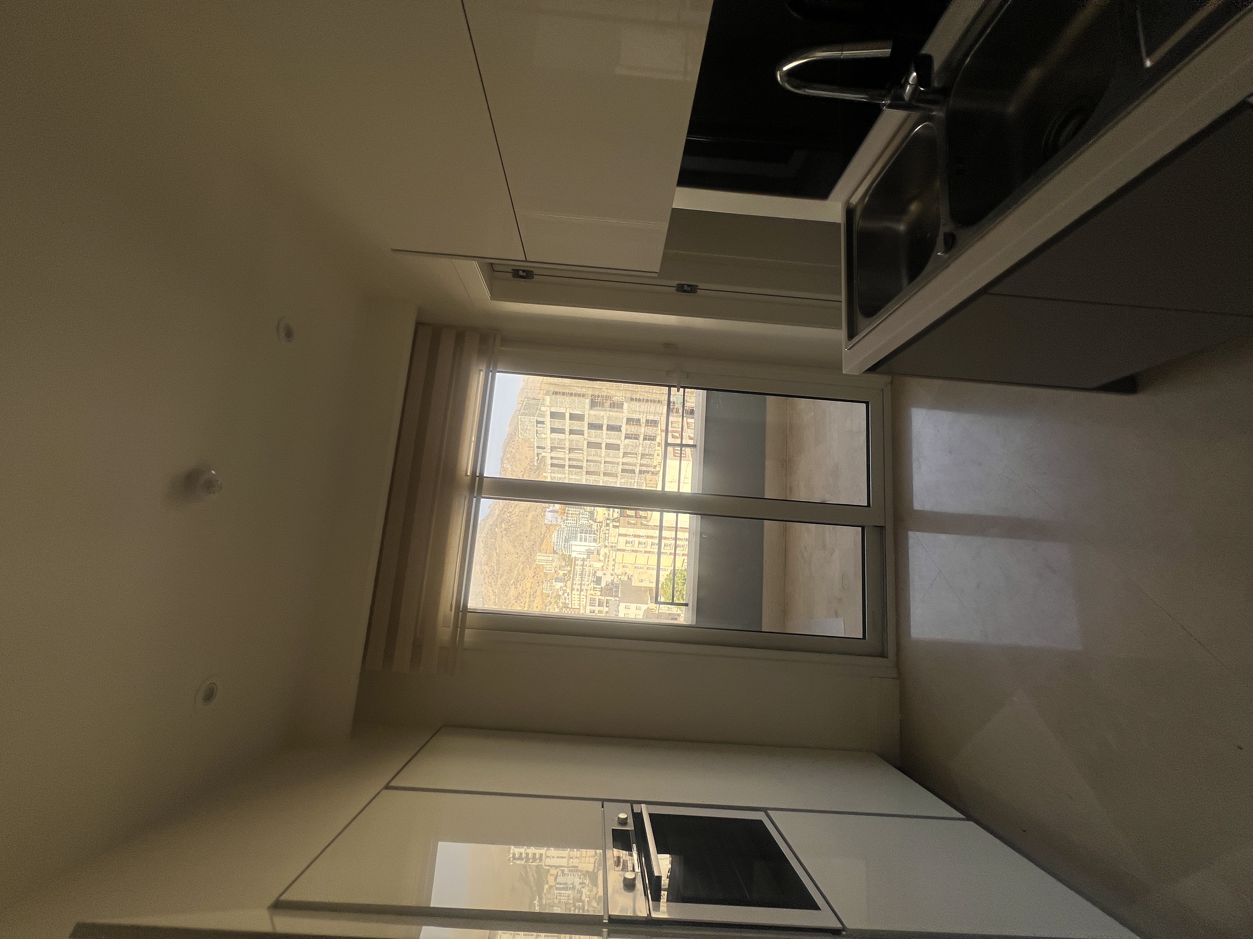 اجاره آپارتمان 170متر فول‌مشاعات تراس بزرگ