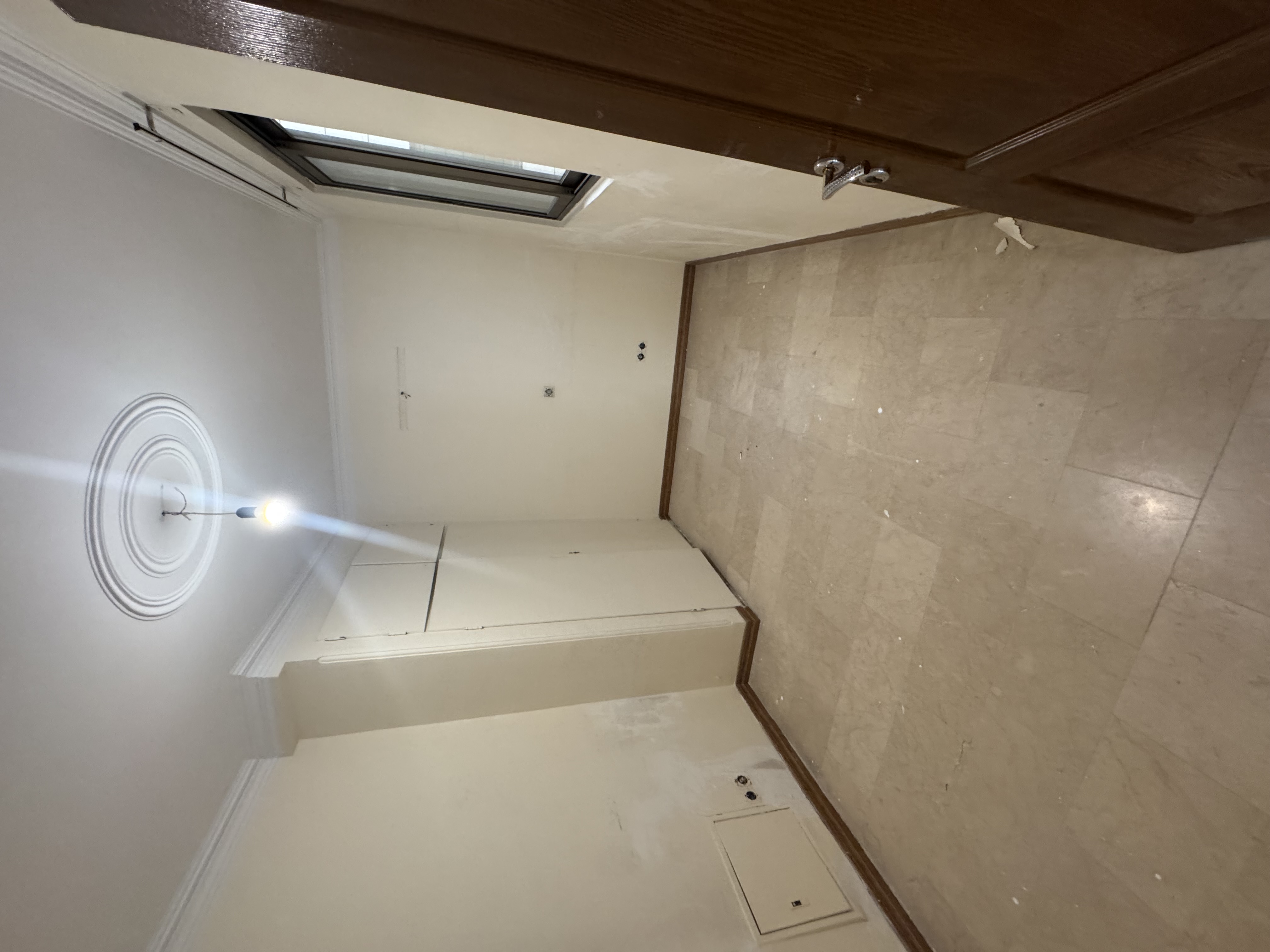 رهن و اجاره اپارتمان 115 متری 3 خوابه فول امکانات